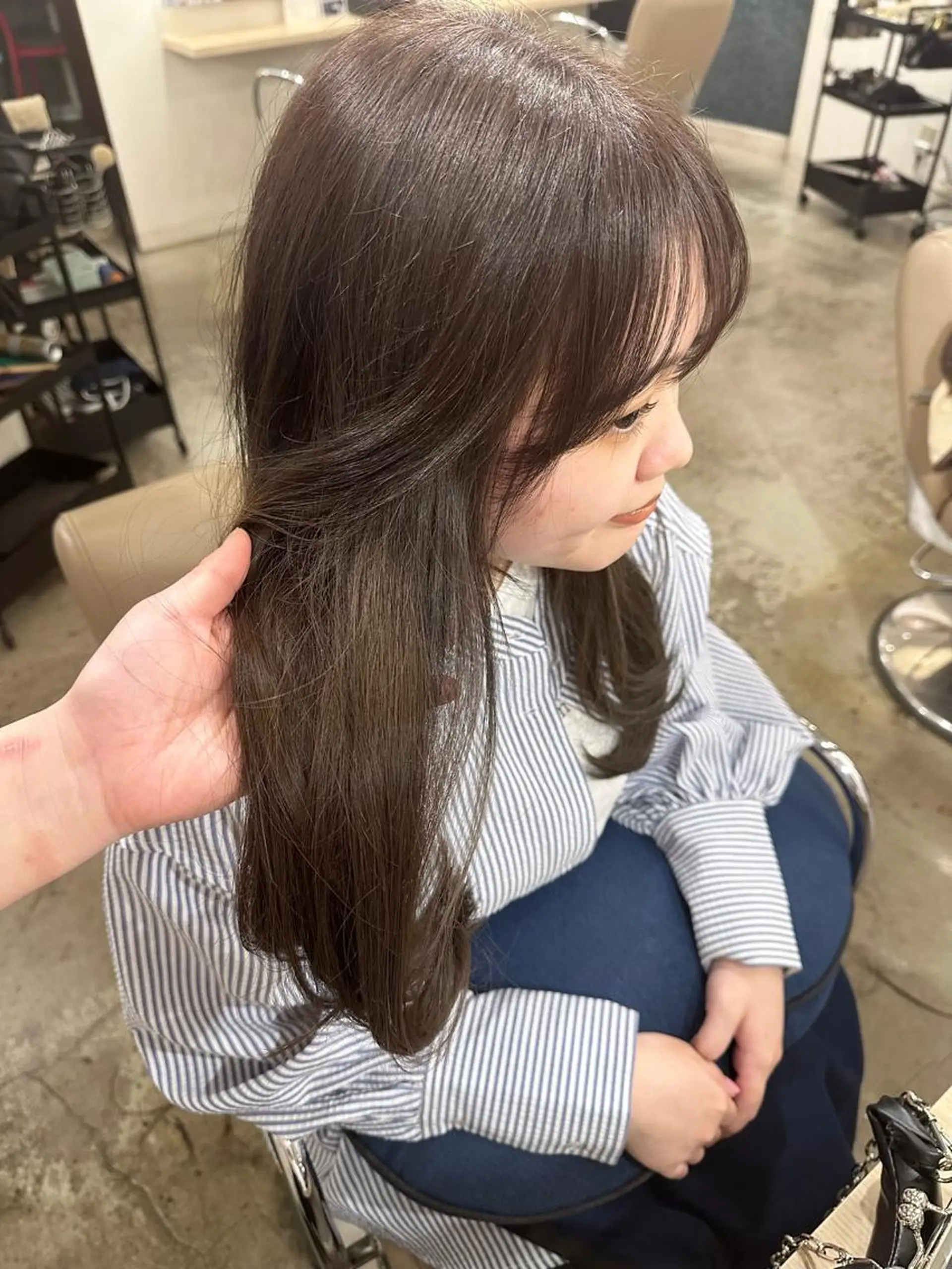 ロング カラー ベージュカラー micoto kuronoのヘアスタイル