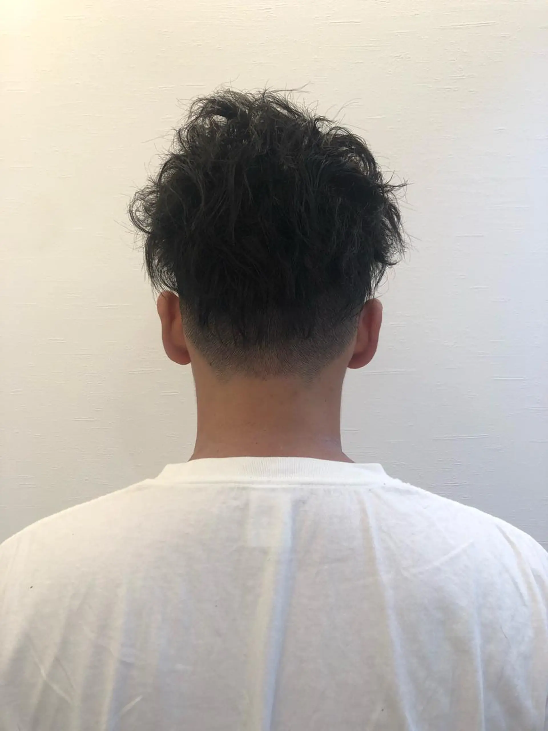 メンズ ツノガイ エリのヘアスタイル