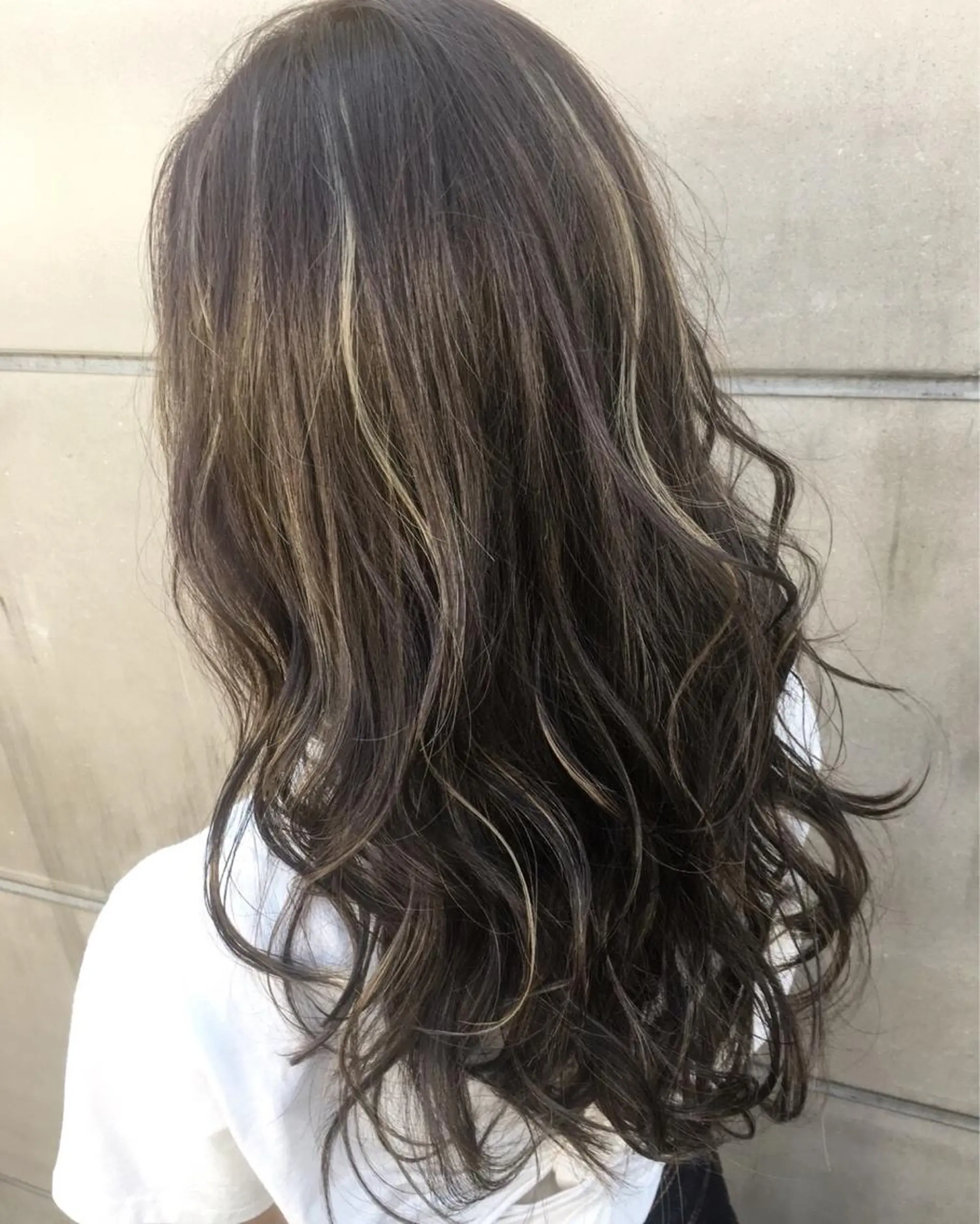 セミロング カラー 北間 寛哉のヘアスタイル