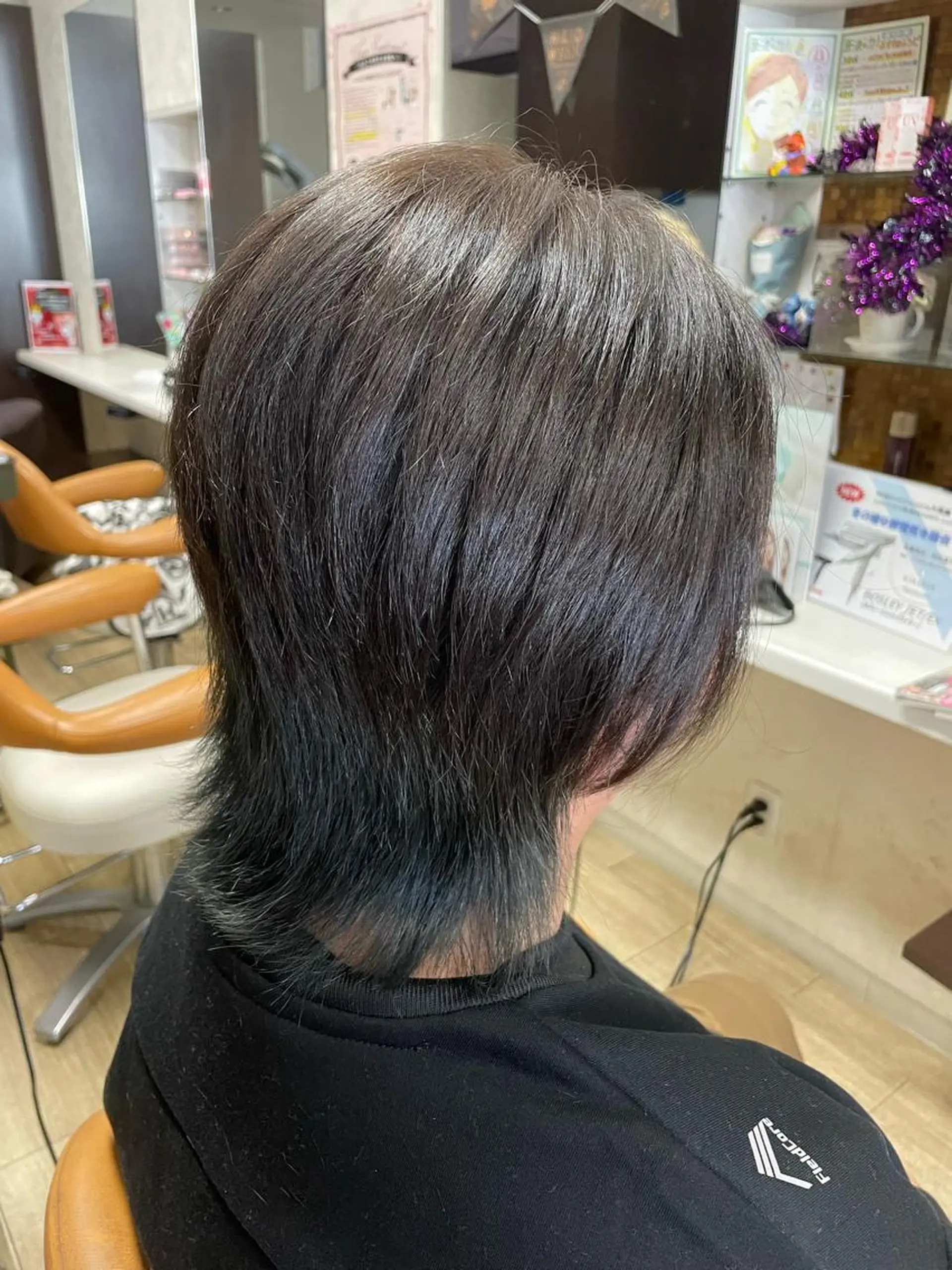 ショート カラー メンズ ブルーカラー ヘアカラー 徳留 もも花のヘアスタイル