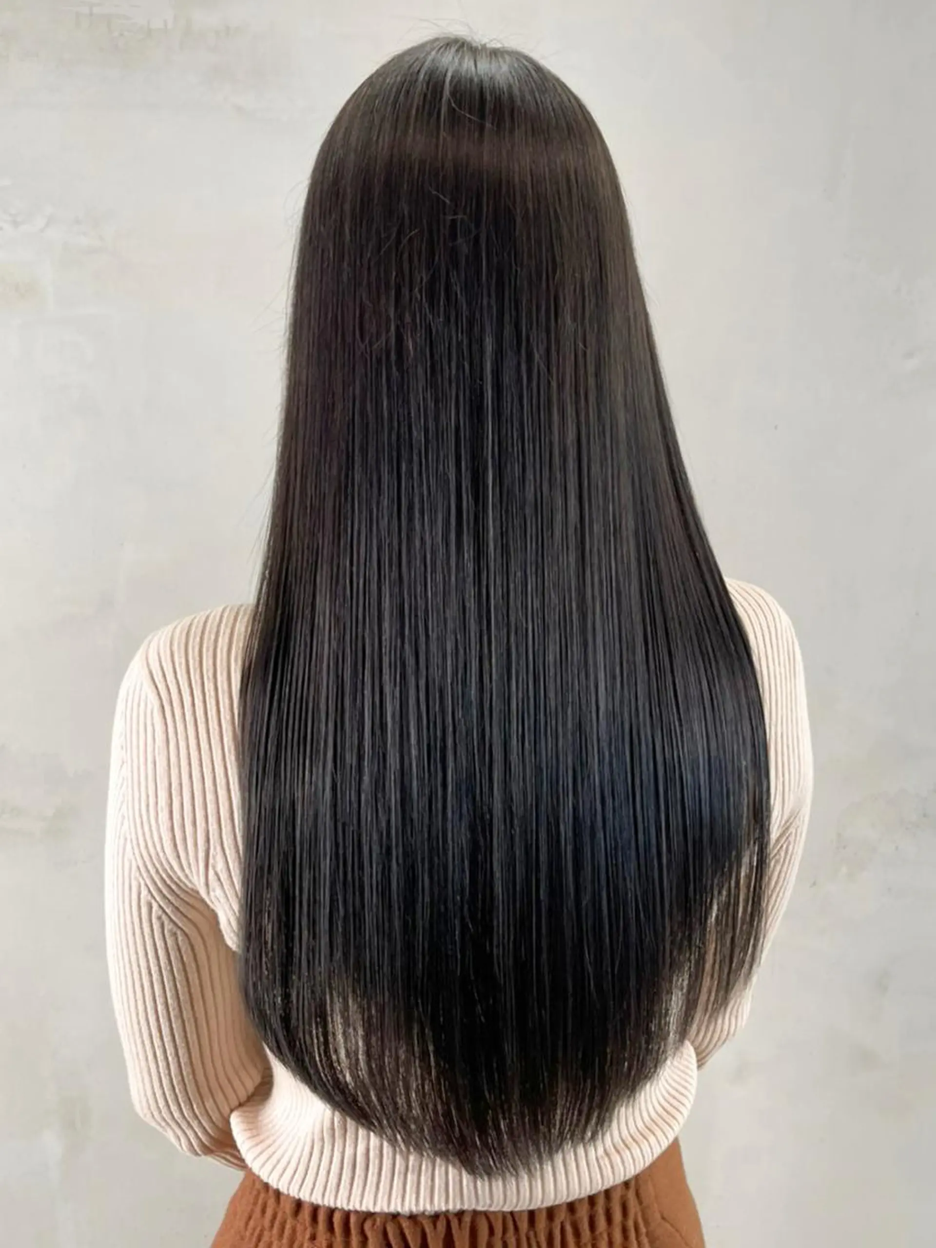 セミロング カラー アッシュ ITbyALBUM 松戸のヘアスタイル