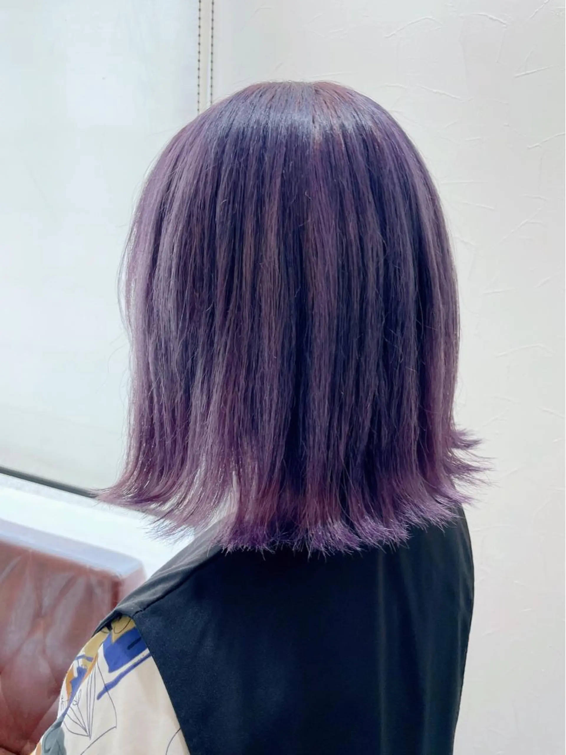 ミディアム カラー ARISA🦋推し・ アニメカラー/派手髪のヘアスタイル