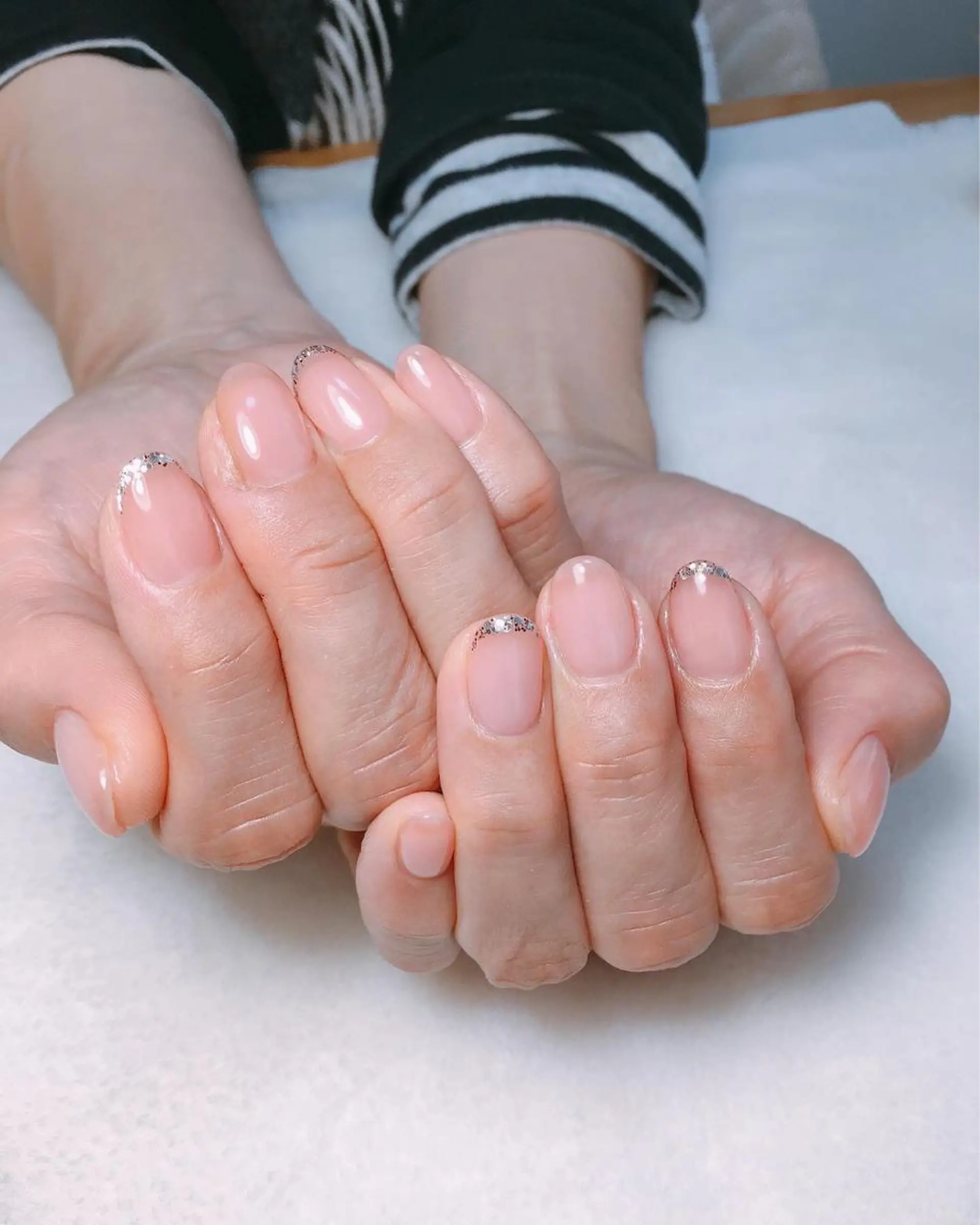 ネイル フレンチネイル ラメ(グリッター) ハンドネイル kipinail 川﨑えりかのネイルデザイン