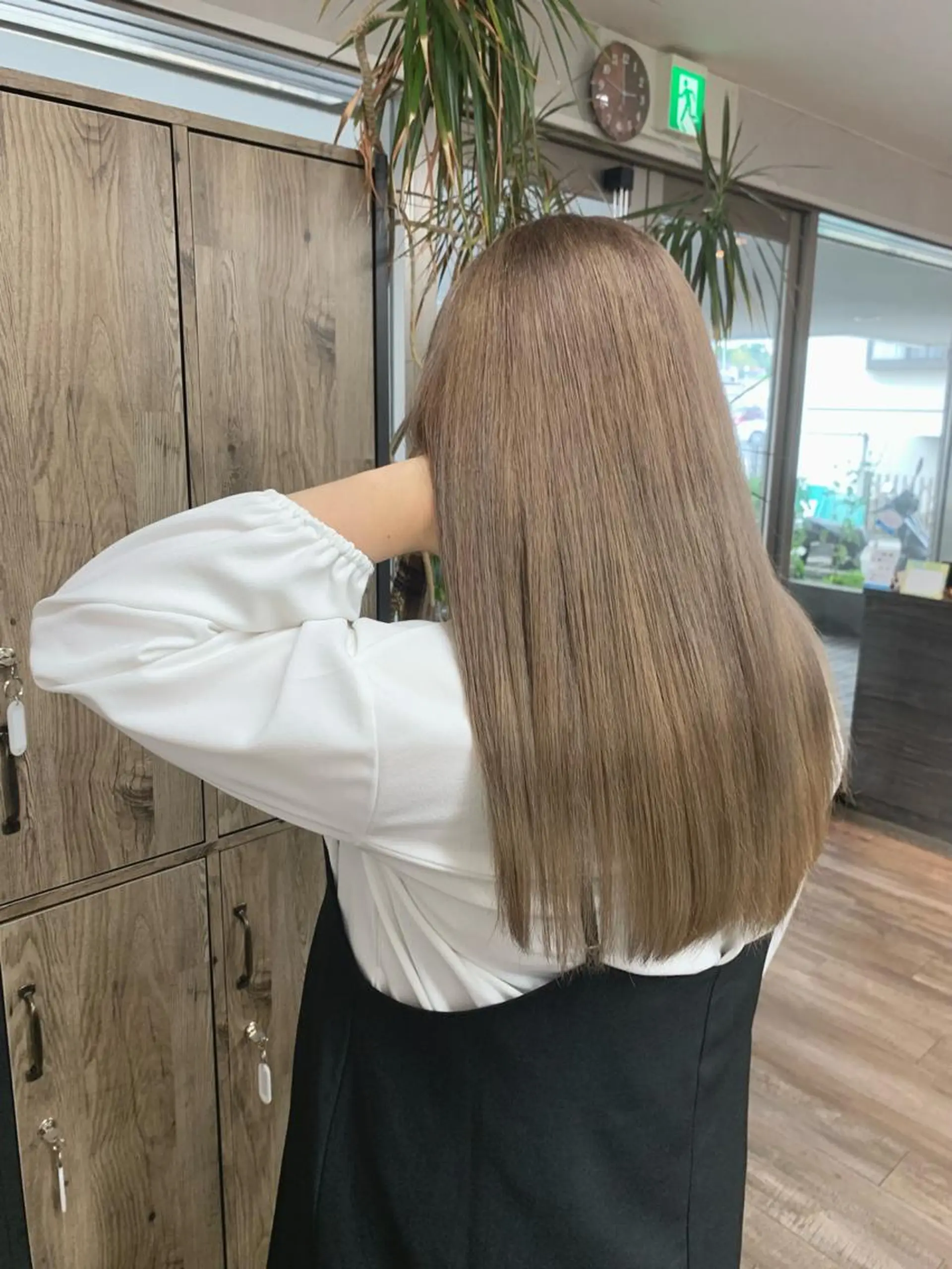 カラー バレイヤージュ ブリーチ ケアブリーチ ダブルカラー イヤリングカラー 🌷かわばた めい🌷のヘアスタイル