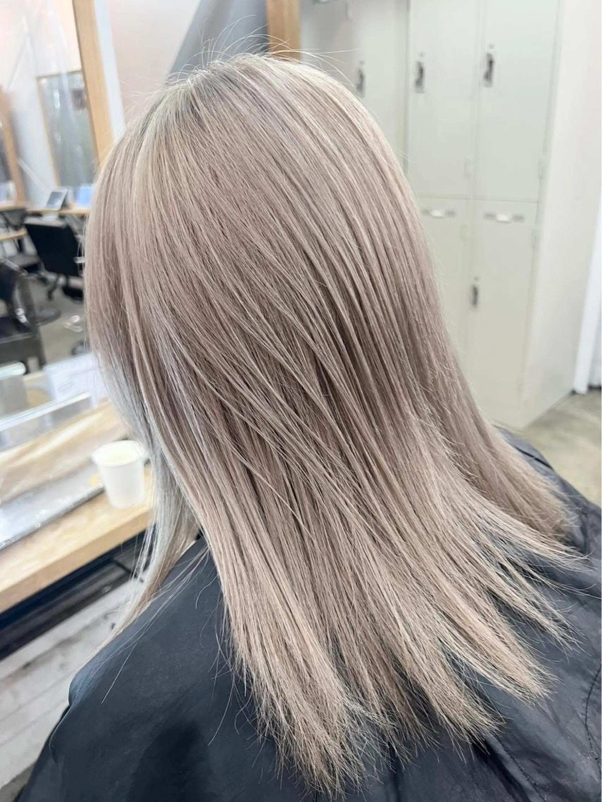 セミロング カット ヘアカラー トリートメント ヘアセット CARAT堺東 Aujua認定サロンのヘアスタイル