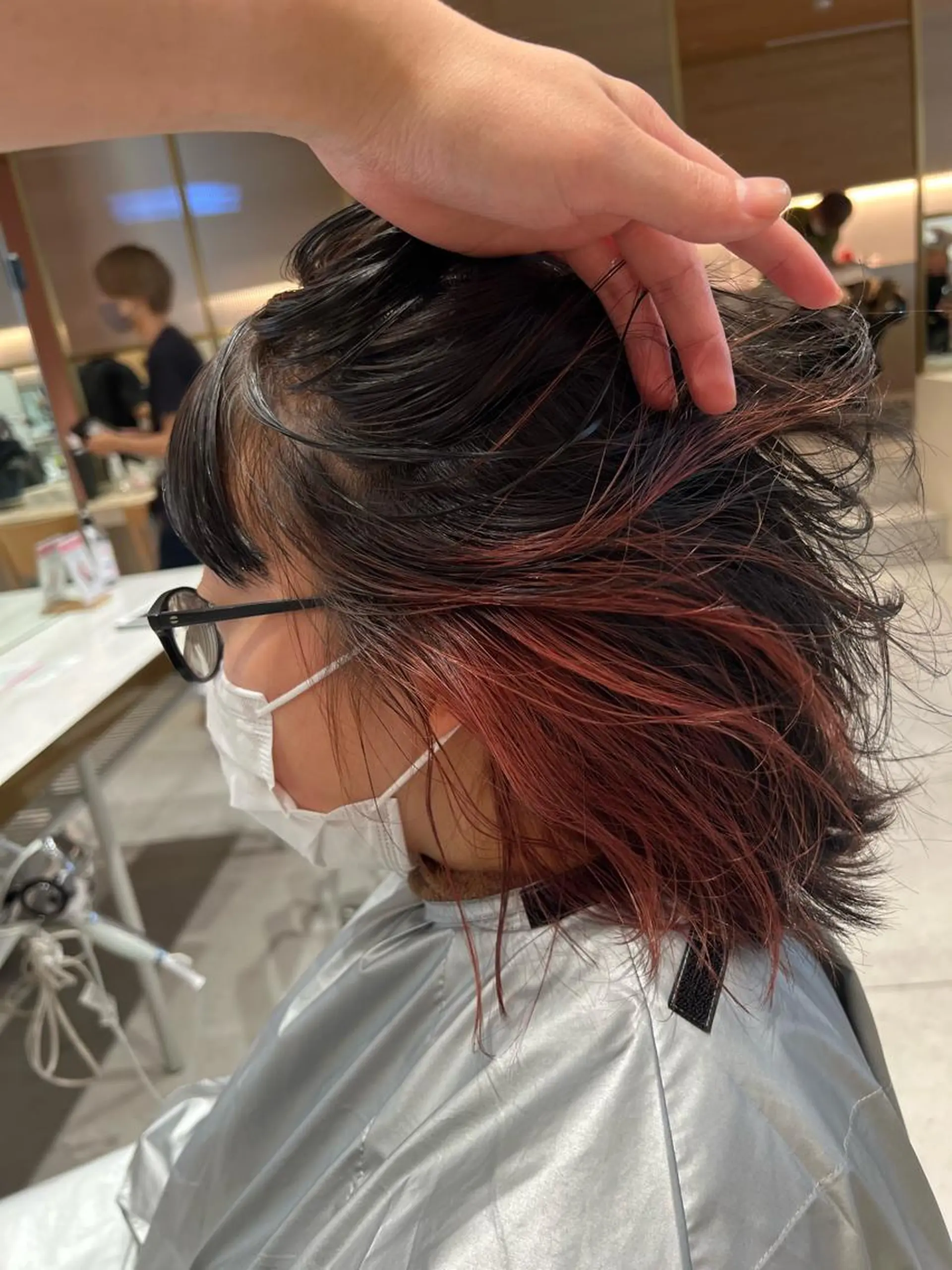 ミディアム カラー ベージュカラー 透明感カラー グレージュ ボブ ヘアカラー トリートメント レイヤー専門家 ダブルカラー修のヘアスタイル