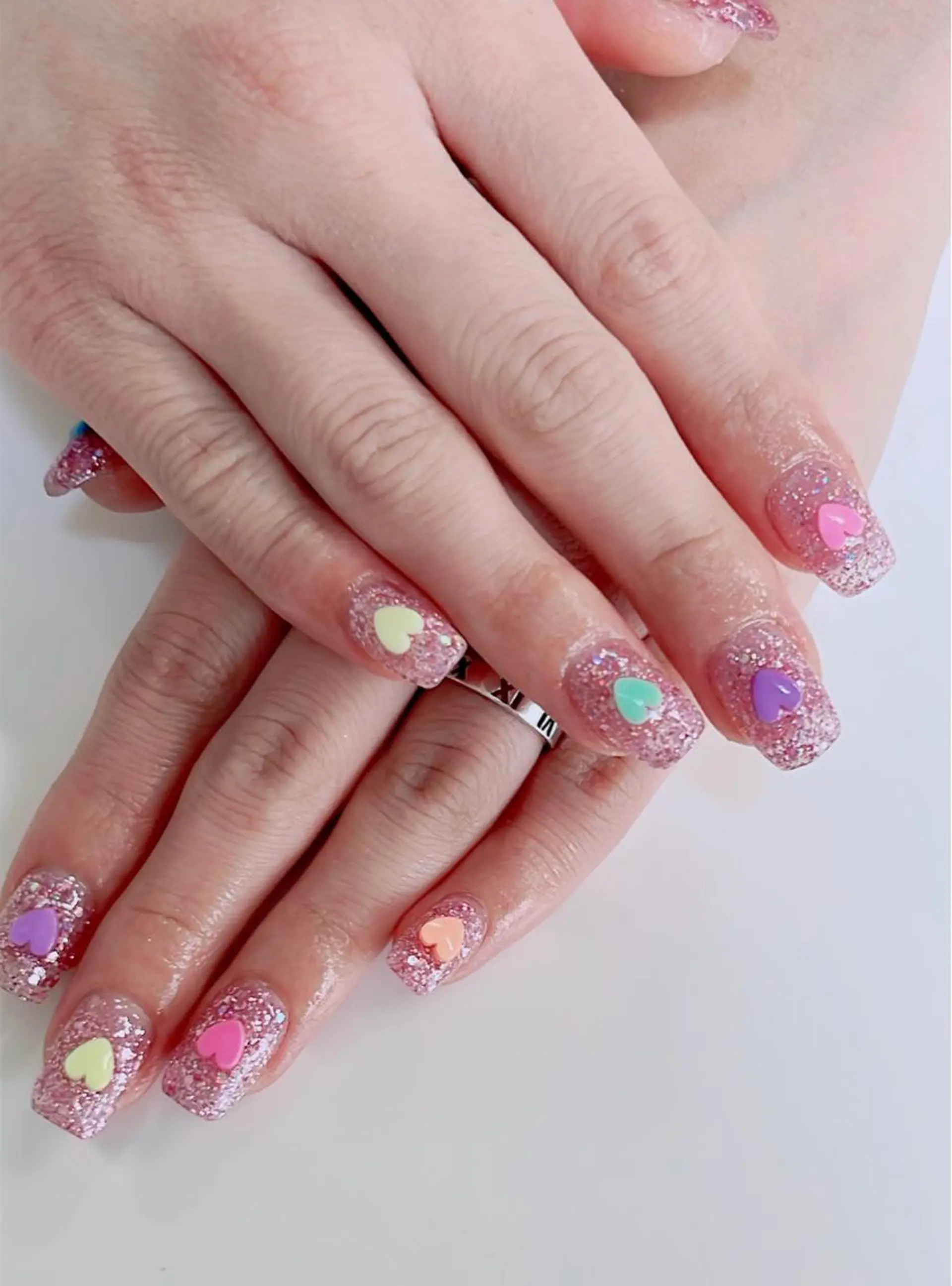 ネイル ハート ラメ(グリッター) ワンカラーネイル plaisir所属・plaisir プレジールネイルのネイルデザイン