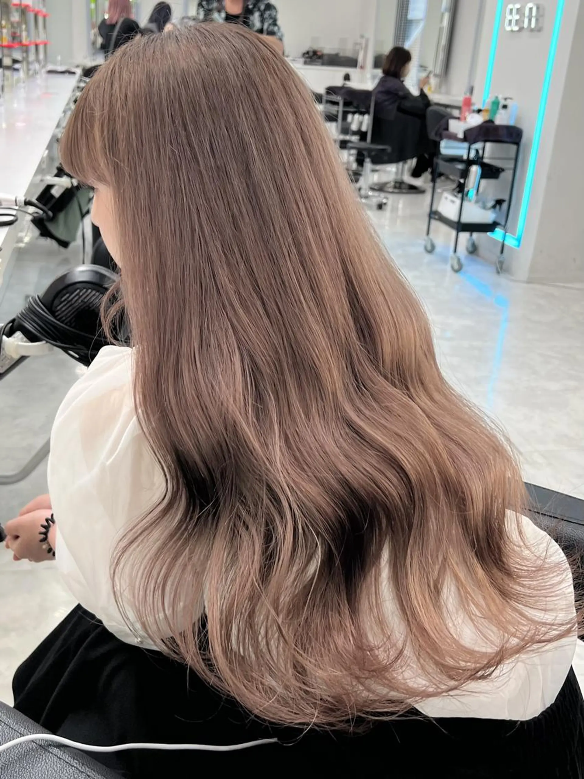 カラー ブリーチなし🪞 ベージュブラウン🤎のヘアスタイル