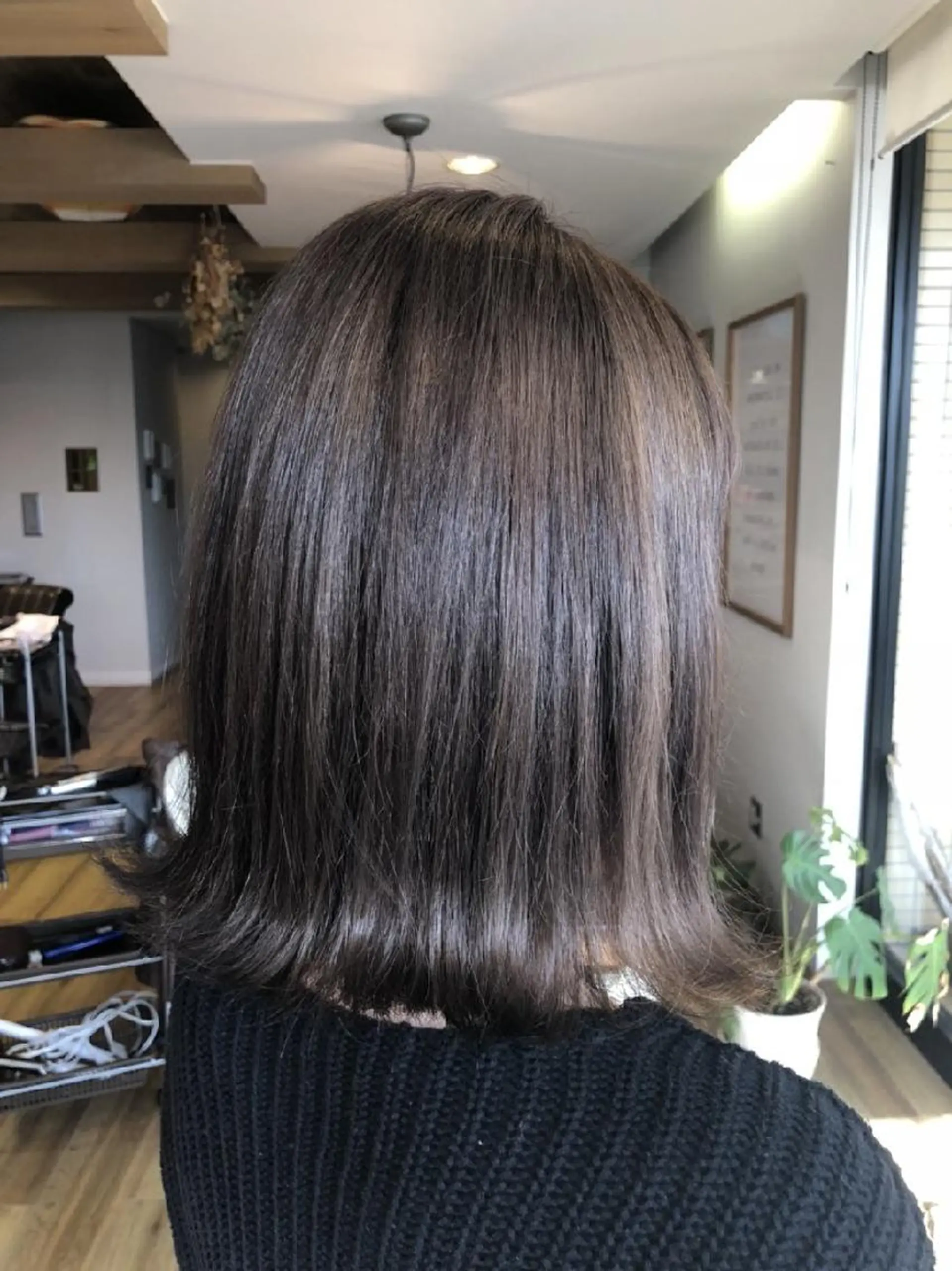 カラー ベージュカラー グレージュ 堀 望美のヘアスタイル