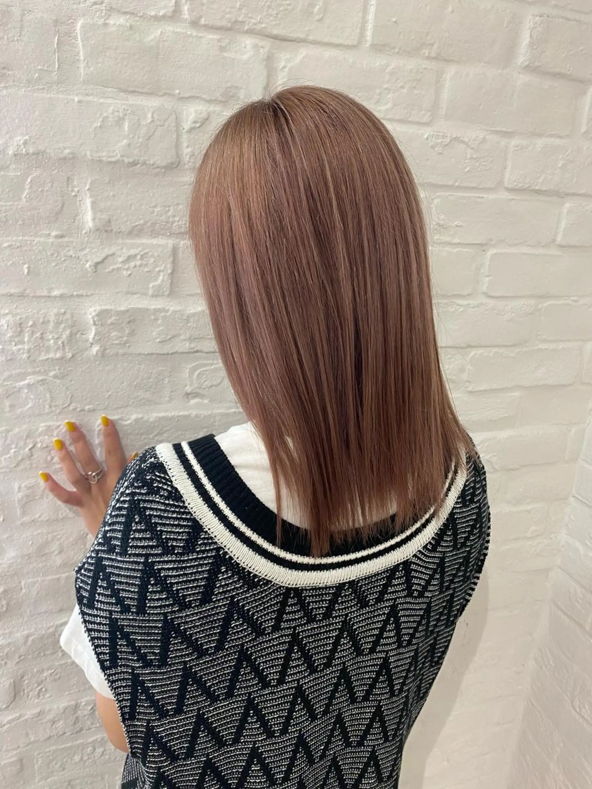 ロング 🍀透明感抜群🍀/ ハイトーンカラーのヘアスタイル