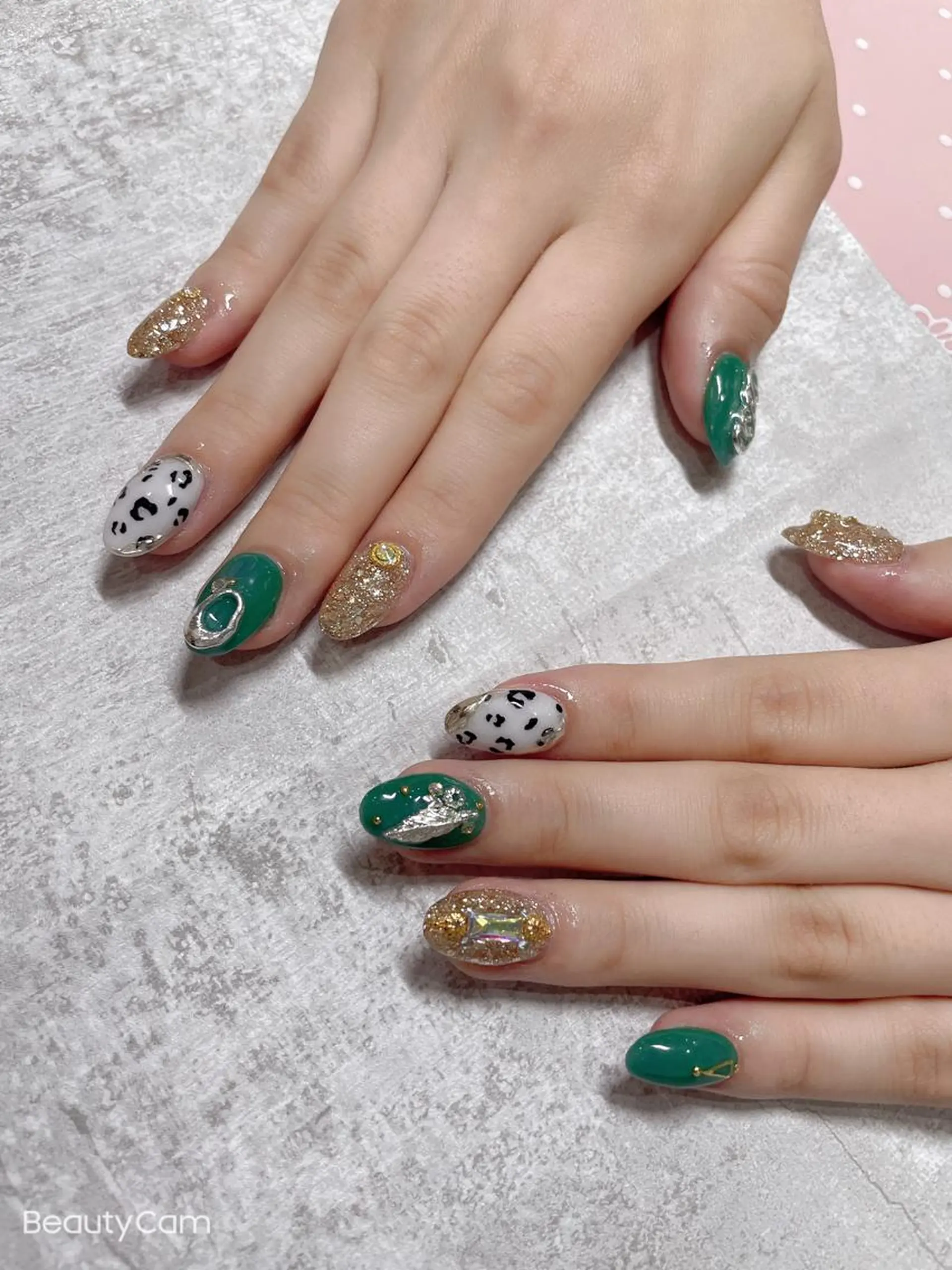 ショート ネイル ハンドネイル 《LB》ラブリエ Nail&eyeのマツエク・マツパデザイン