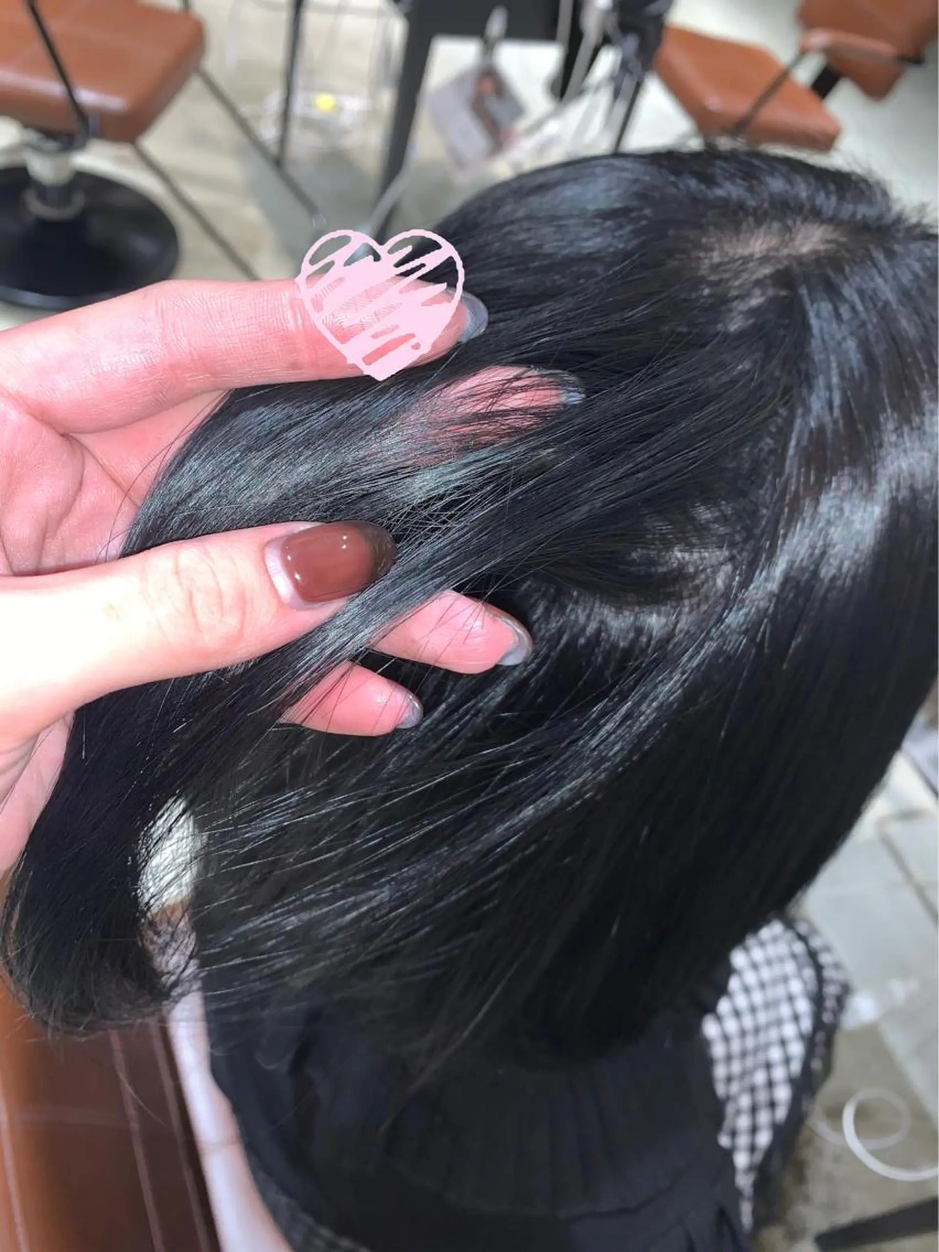 ミディアム 赤羽今日子/レイヤー /盛れる顔まわりのヘアスタイル