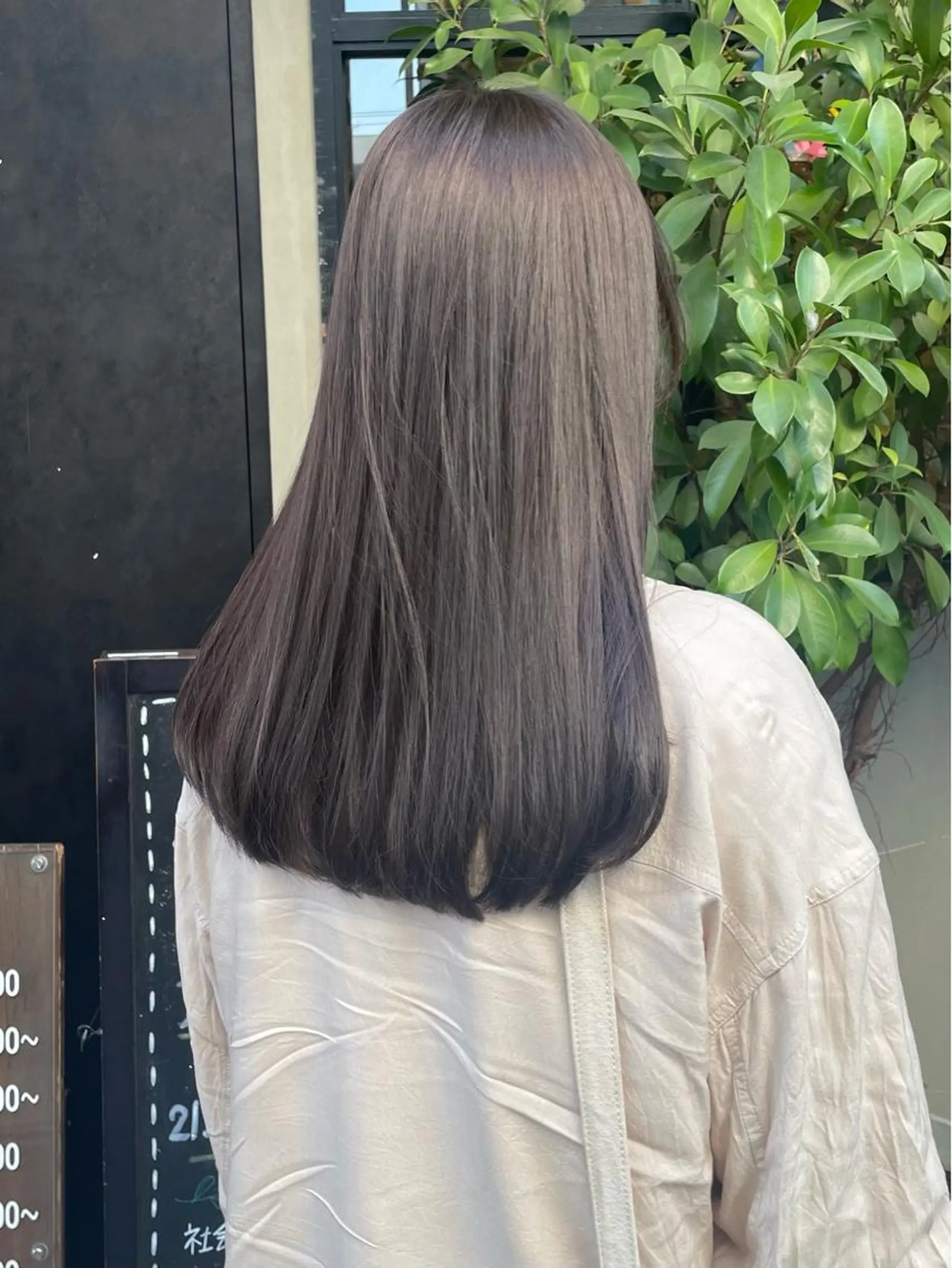ロング カラー ブリーチ ダブルカラー ブリーチなしカラー カット 縮毛矯正 トリートメント 竹内 春奈のヘアスタイル