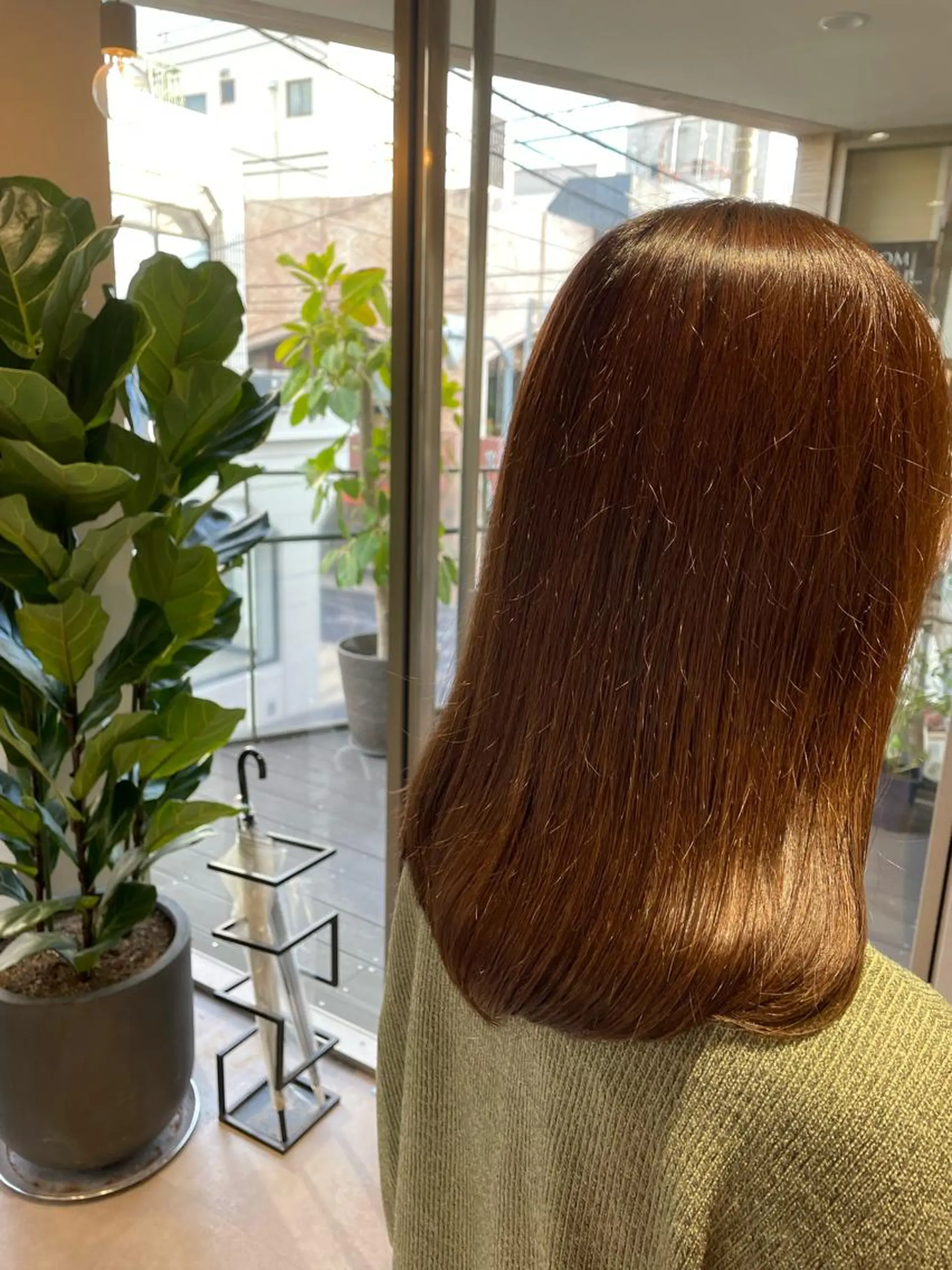 ミディアム カラー アッシュ ブリーチ ケアブリーチ ショコラグレージュ ダークアッシュ 韓国風/オシャレ /縮毛矯正/滝口琴未のヘアスタイル