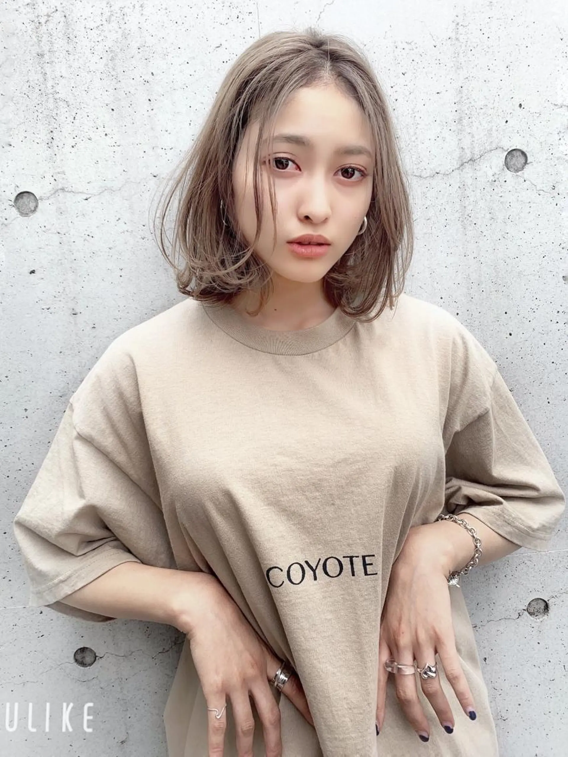 ミディアム カラー 寺山 佳貴のヘアスタイル