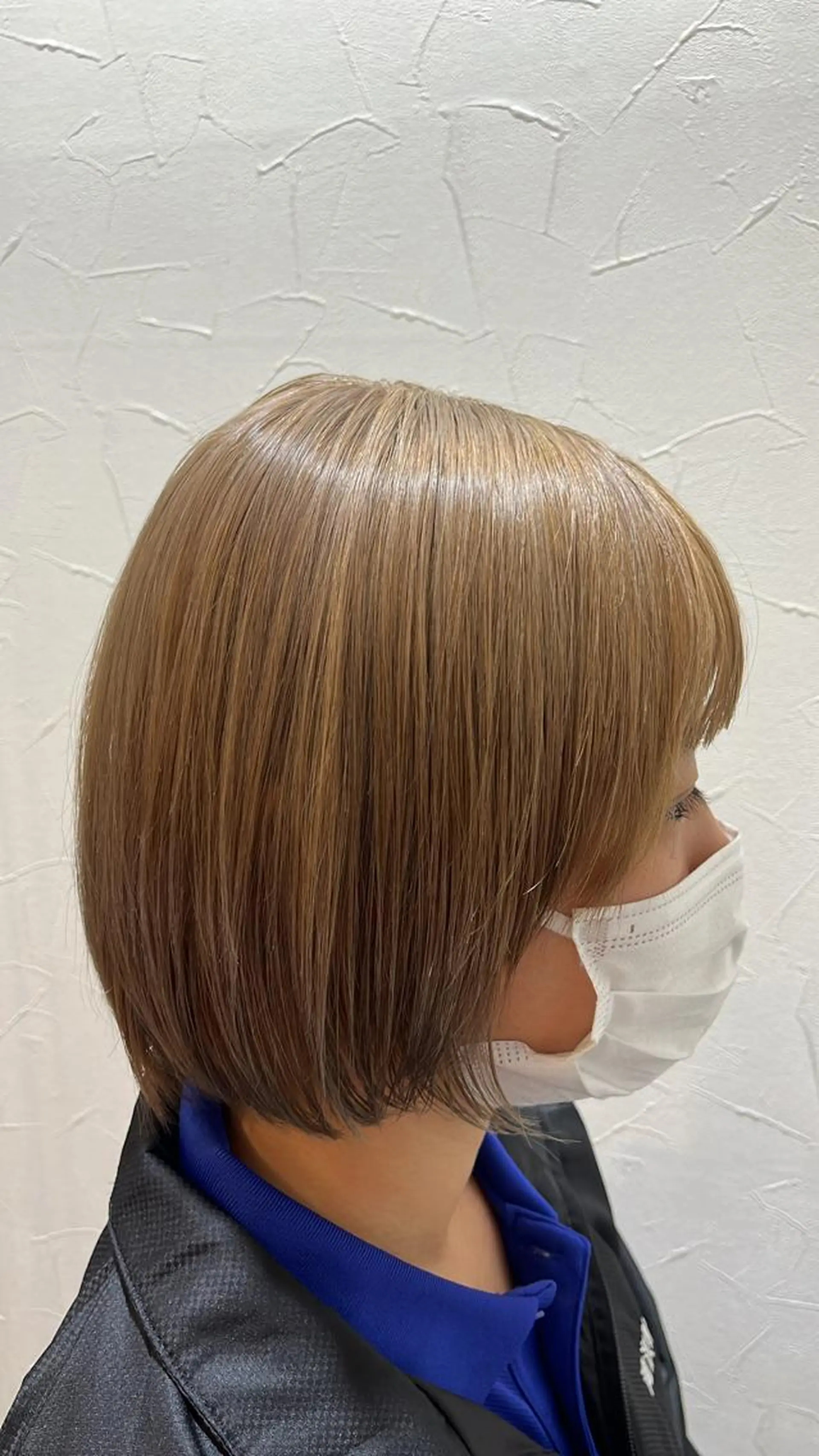 カラー 下山 萌華のヘアスタイル