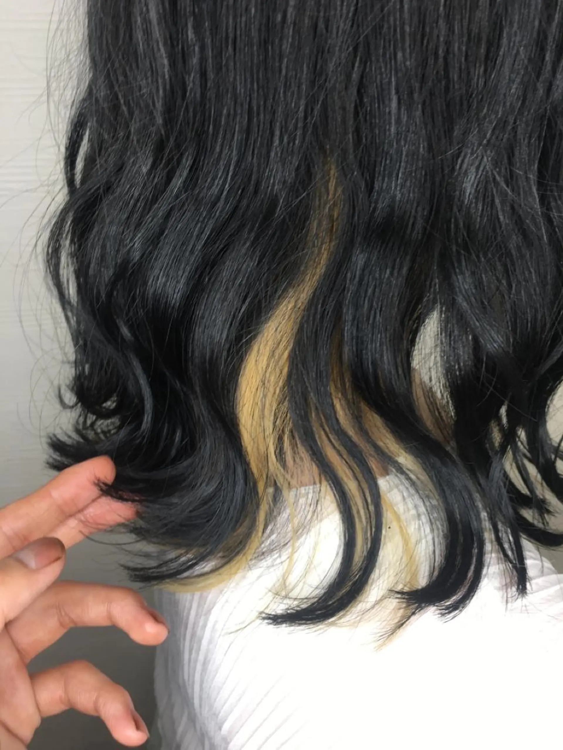 ミディアム カラー ヘアアレンジ ブロンド ヘアカラー 🧶ブリーチカラー TERU🧶のヘアスタイル