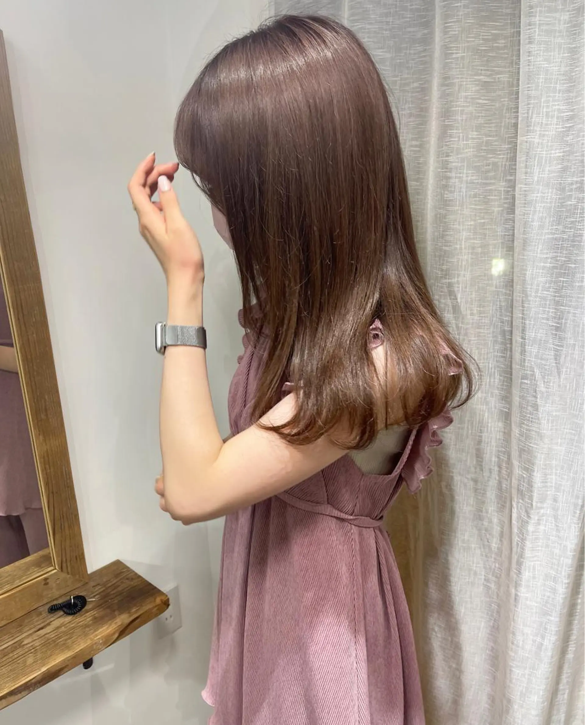 ロング カラー 盛れる顔まわり✨🎀 レイヤー別所好葉のヘアスタイル