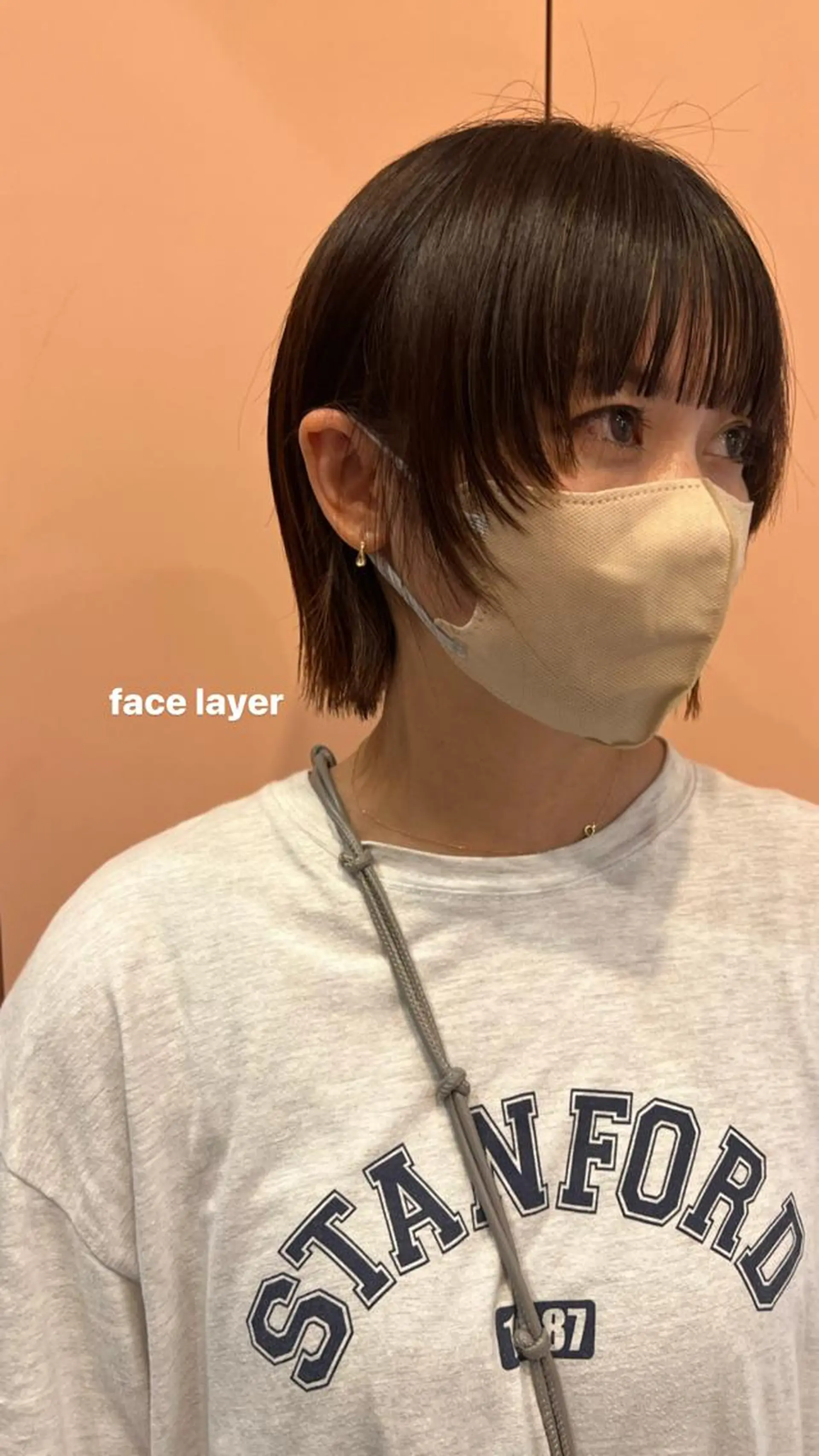 ミディアム 目黒 彩花のヘアスタイル