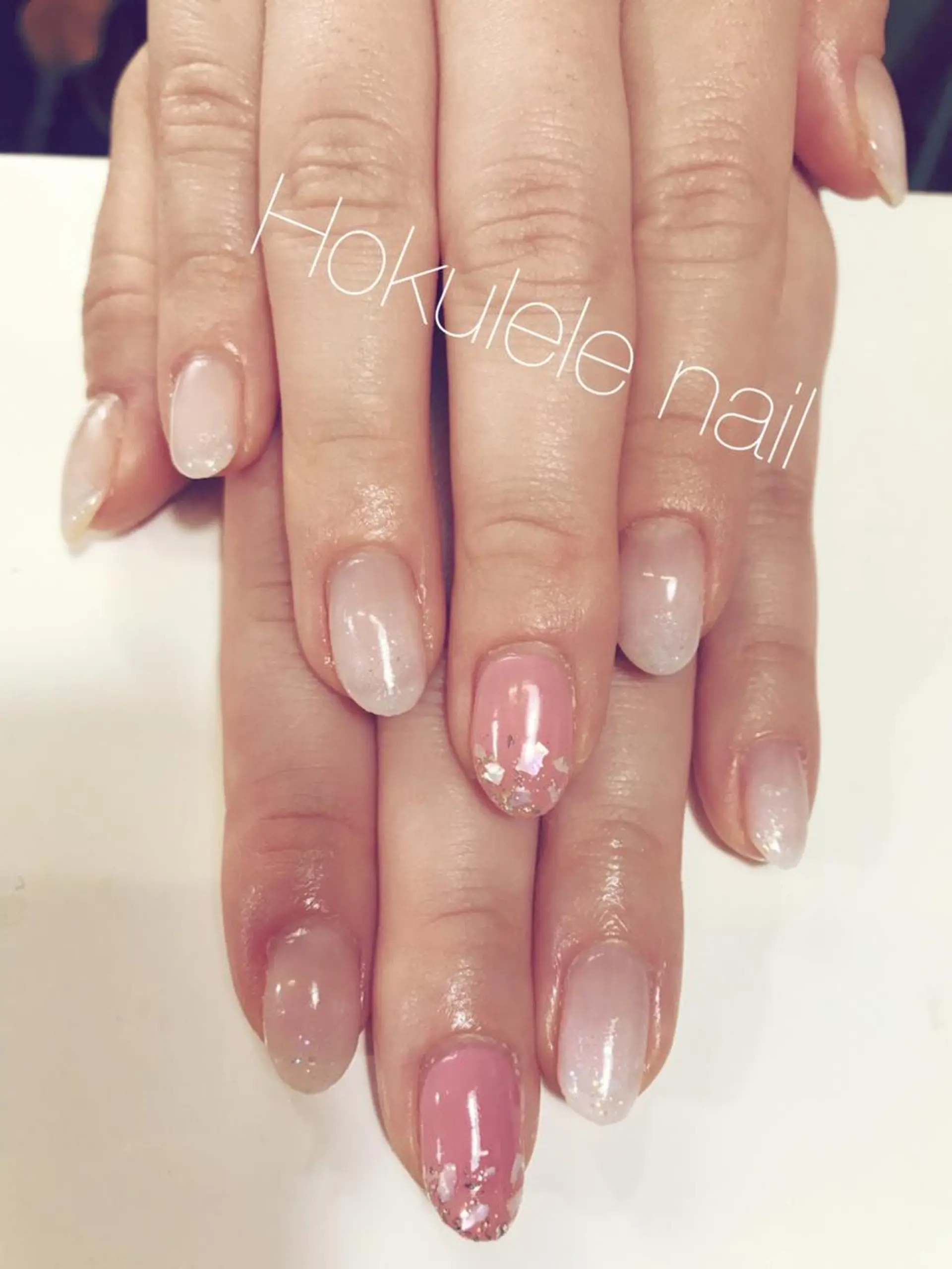 ネイル アートネイル グラデーション ホワイト MIHO ☆のネイルデザイン