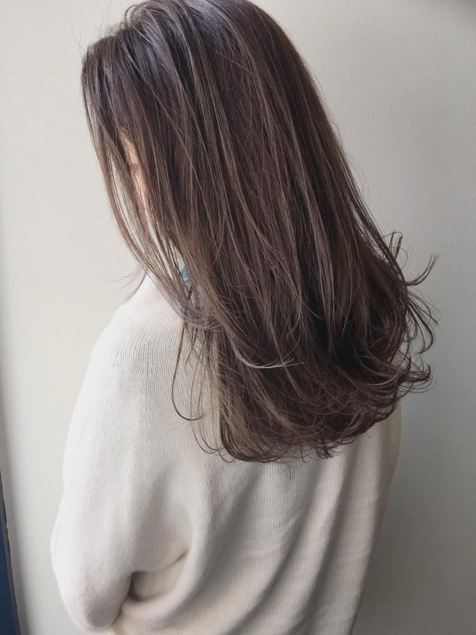 セミロング レイヤーカット peige 斉藤✨大人ヘアー✨のヘアスタイル