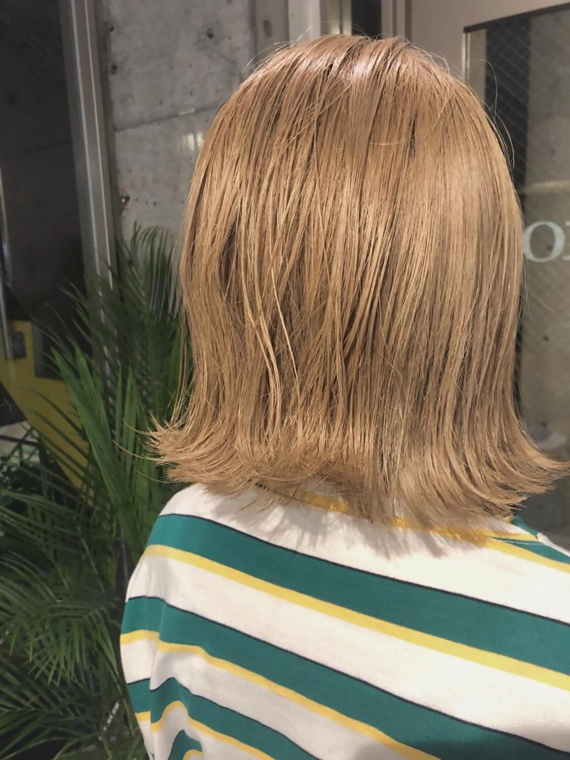 ショート カラー 🌈圧倒的デザイン力 内井省吾のヘアスタイル