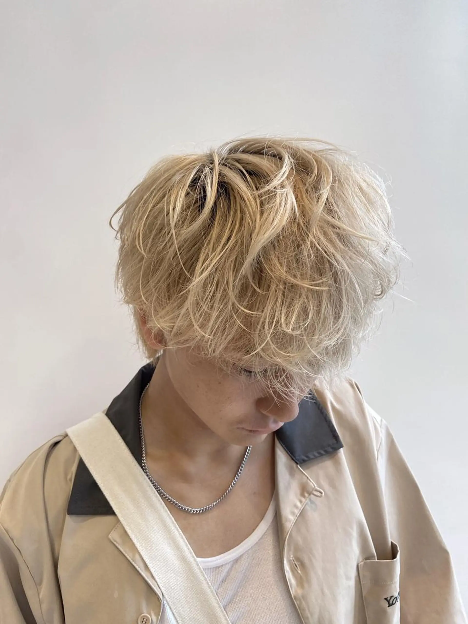 カラー メンズ メンズハイトーン ハイトーンカラー メンズ縮毛矯正 ♠️店長下平隼人のヘアスタイル