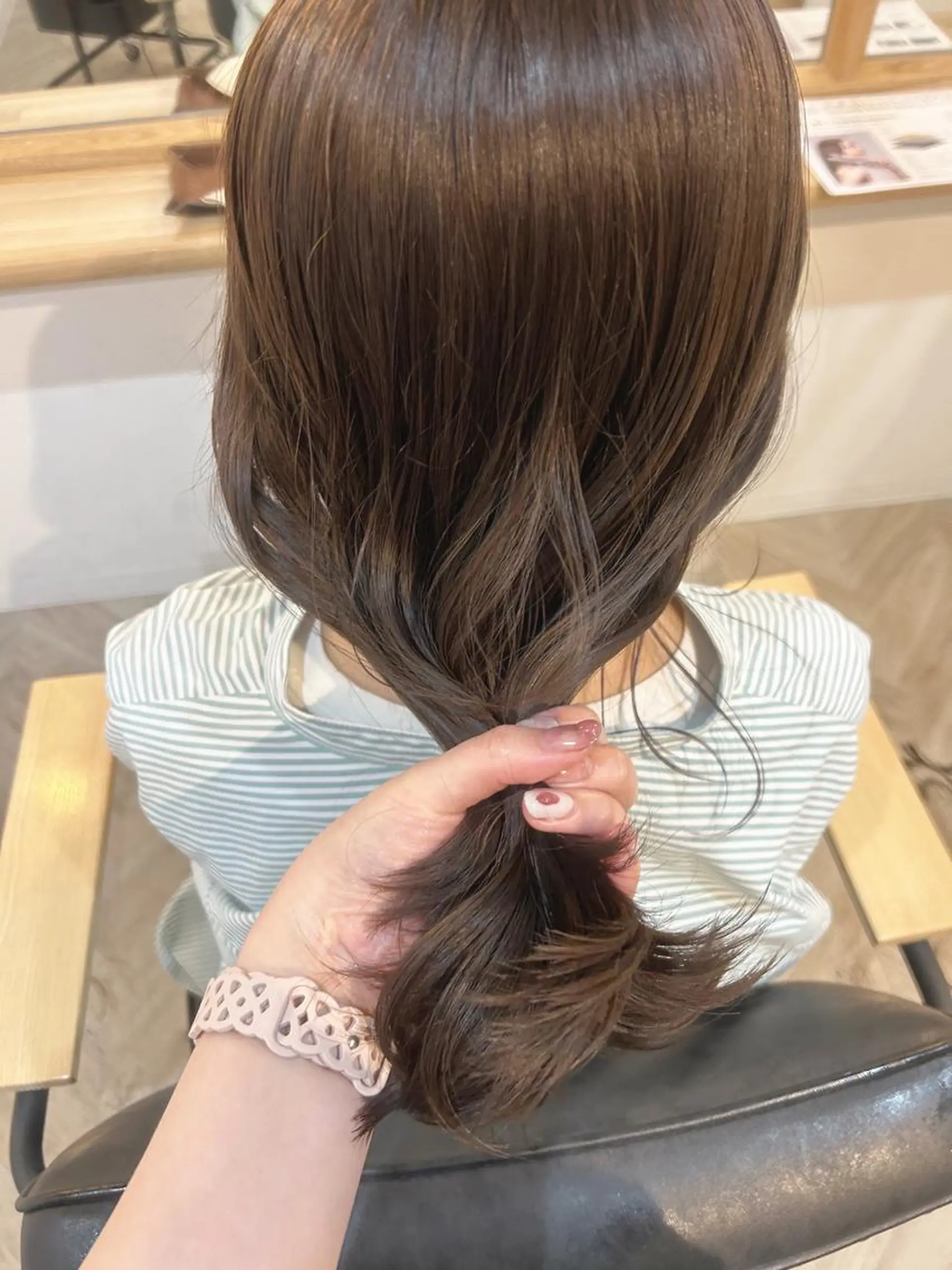 ミディアム ayumi ／透明感カラーのヘアスタイル