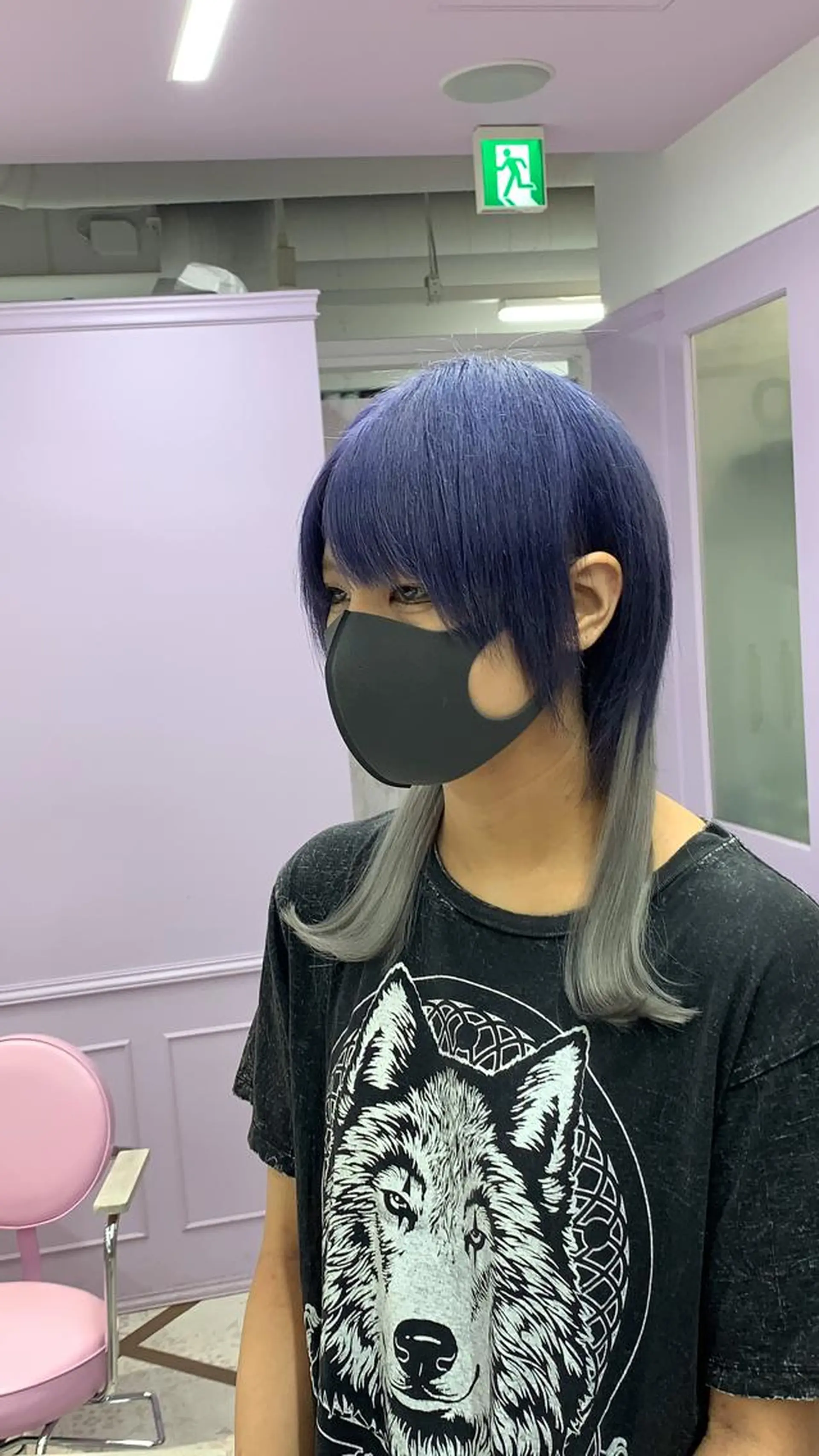 セミロング 派手髪支持率No1 Eisukeのヘアスタイル