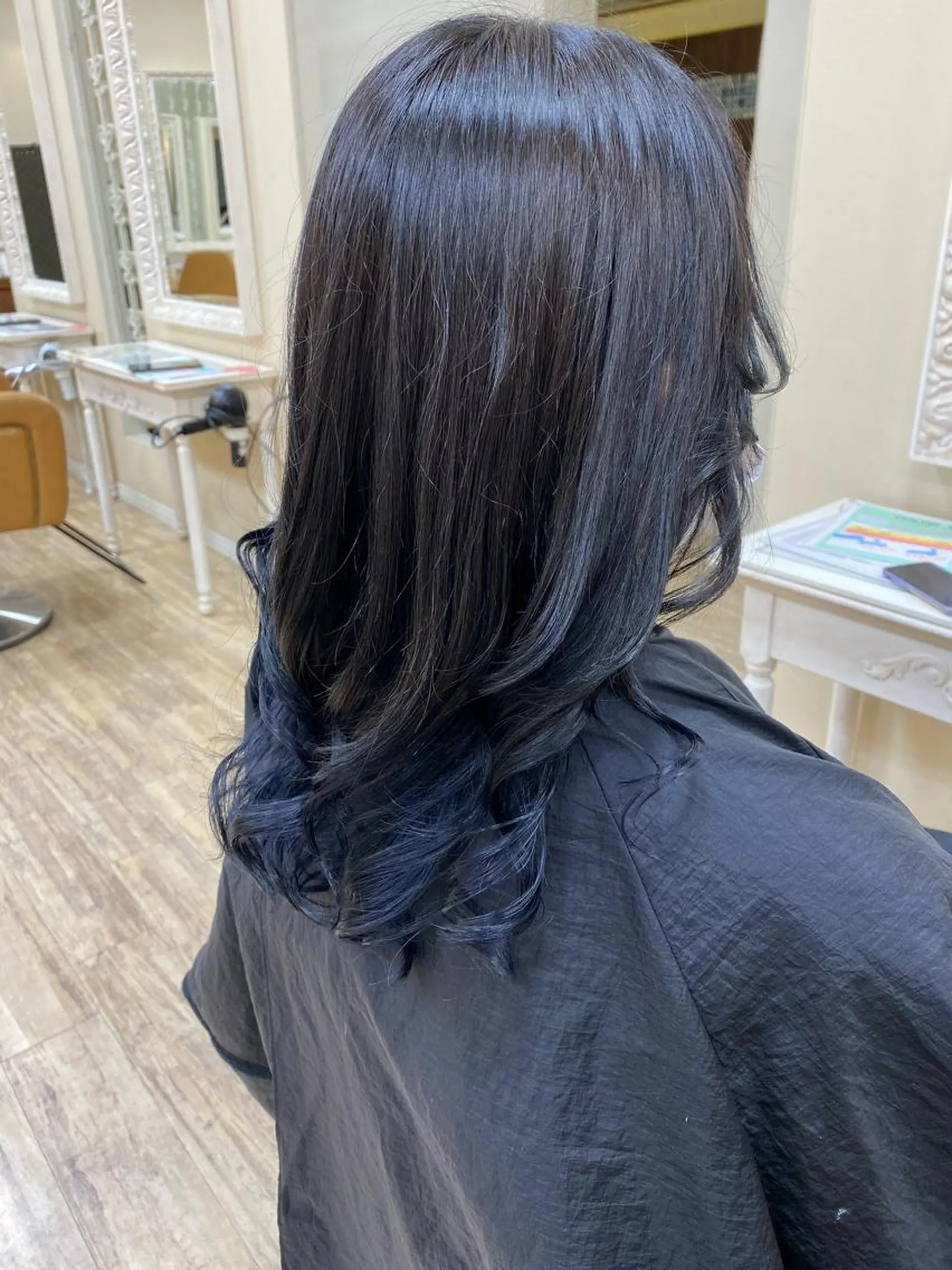 カラー SALOWIN栄 高須大貴のヘアスタイル