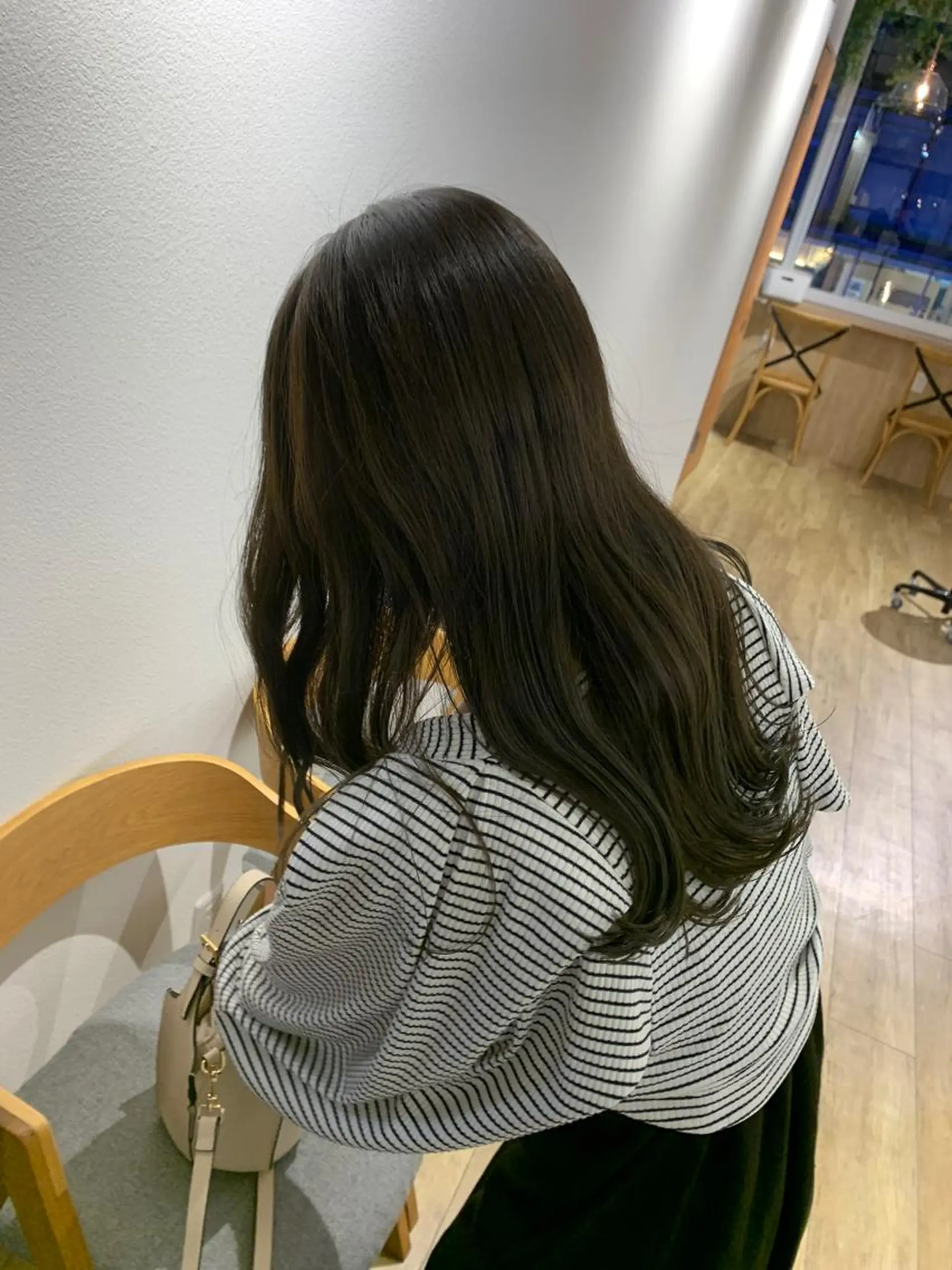 ロング カラー ベージュカラー グレージュ オリーブベージュ オリーブカラー オリーブグレージュ 詩織/パーマ /代官山のヘアスタイル