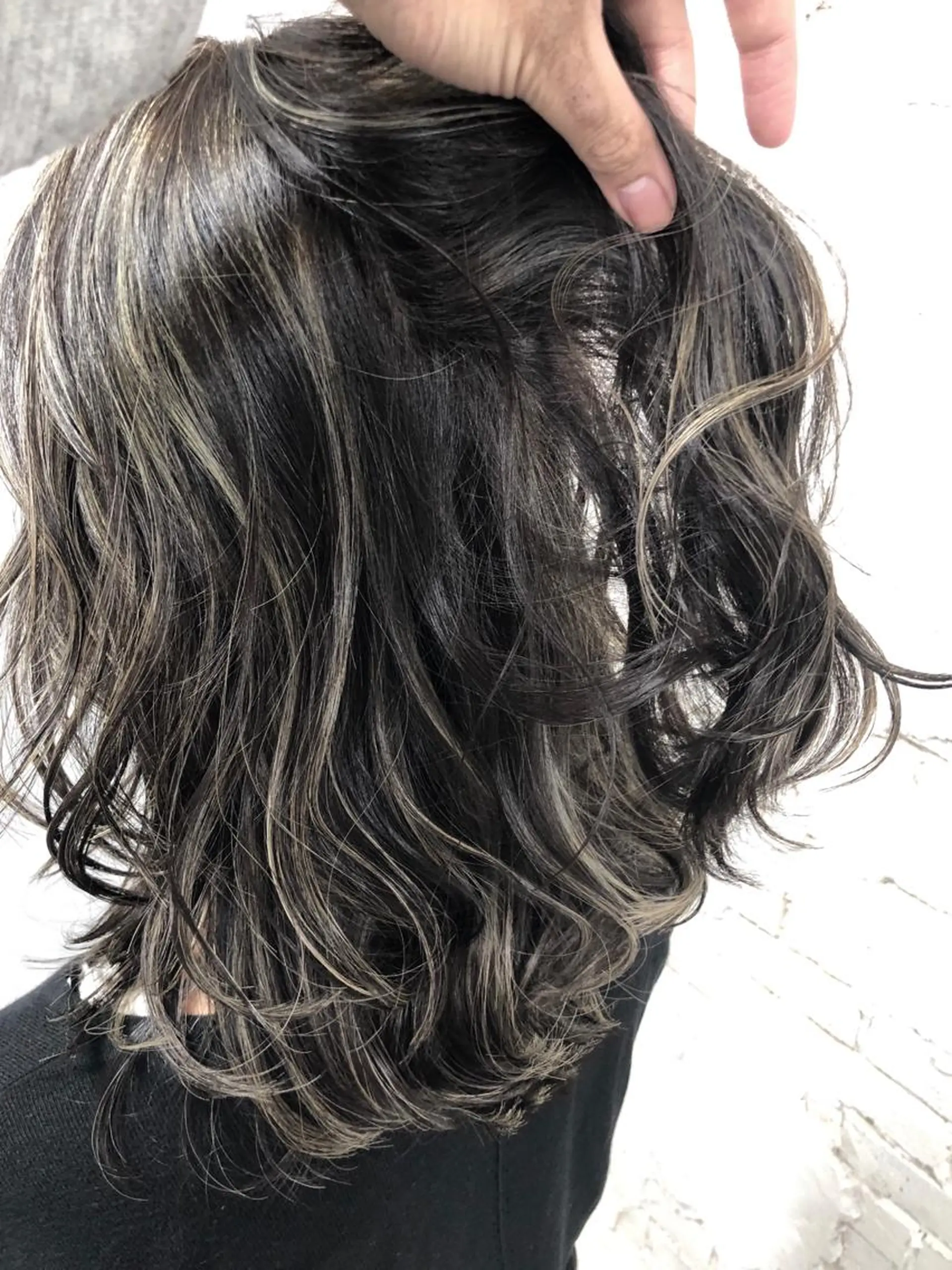 ミディアム カラー アディクシーカラー バレイヤージュ ブリーチ ケアブリーチ ダブルカラー welring hair salon所属・welring hair salonのヘアスタイル