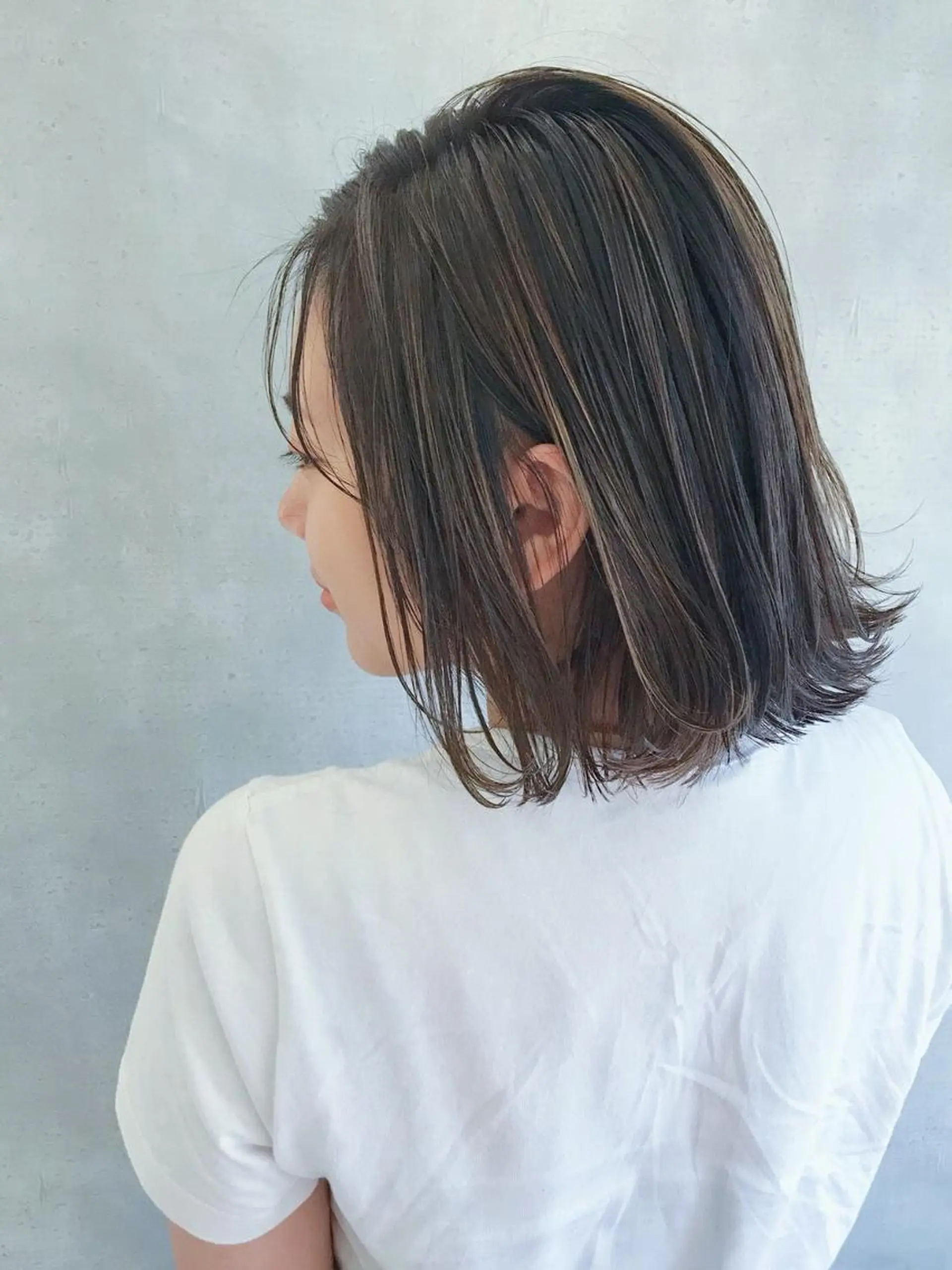 ショート カラー アディクシーカラー ブリーチ ケアブリーチ ダブルカラー ハイライトカラー MOU namba ムウナンバのヘアスタイル