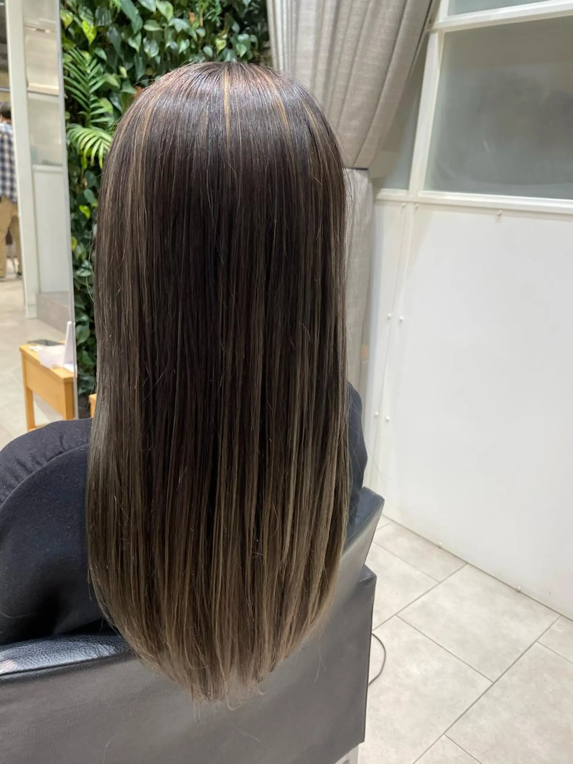ロング カラー 原 萌香のヘアスタイル