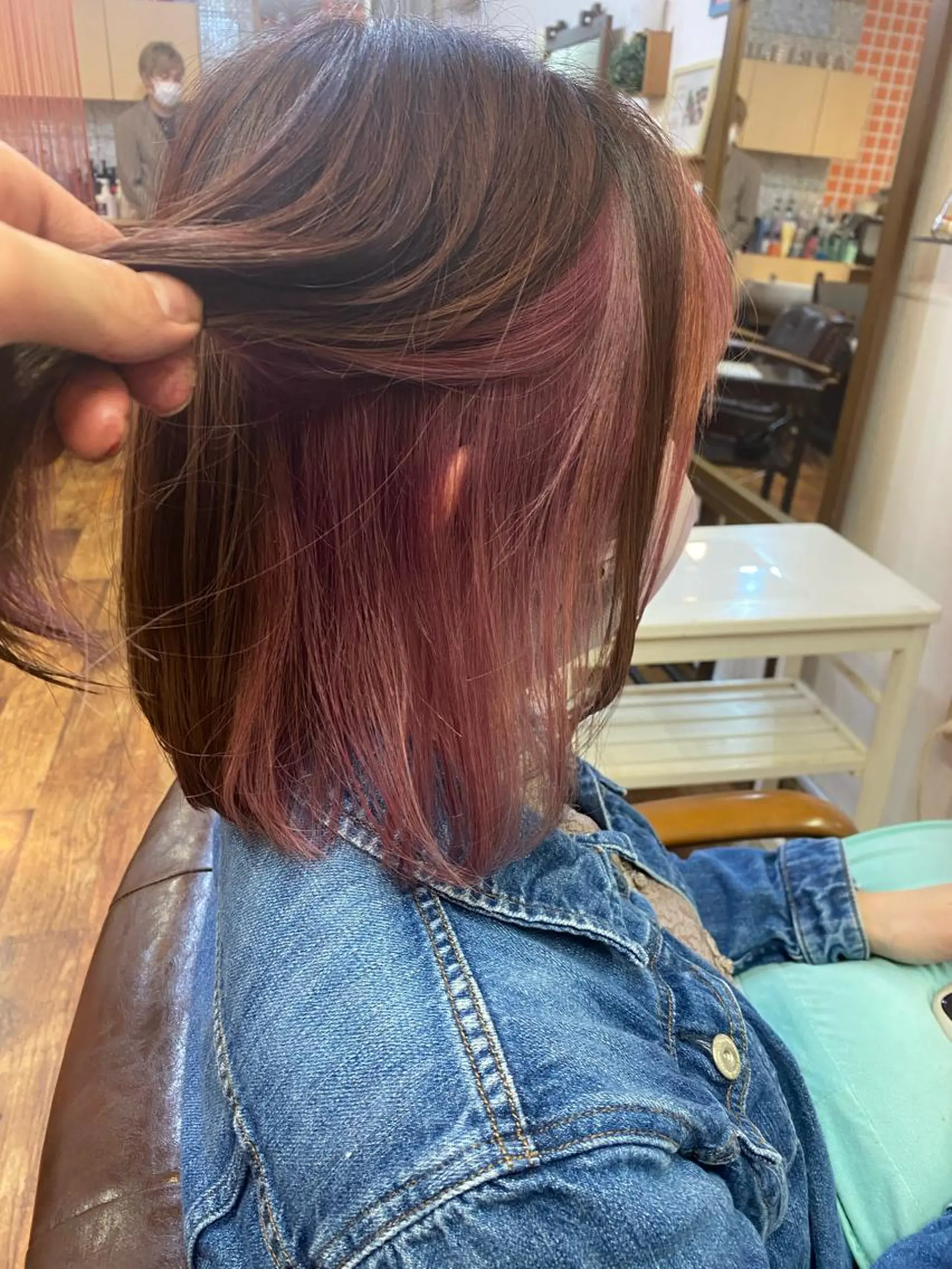 ショート カラー ベージュカラー ピンクカラー ピンクベージュ 神谷 知紀のヘアスタイル