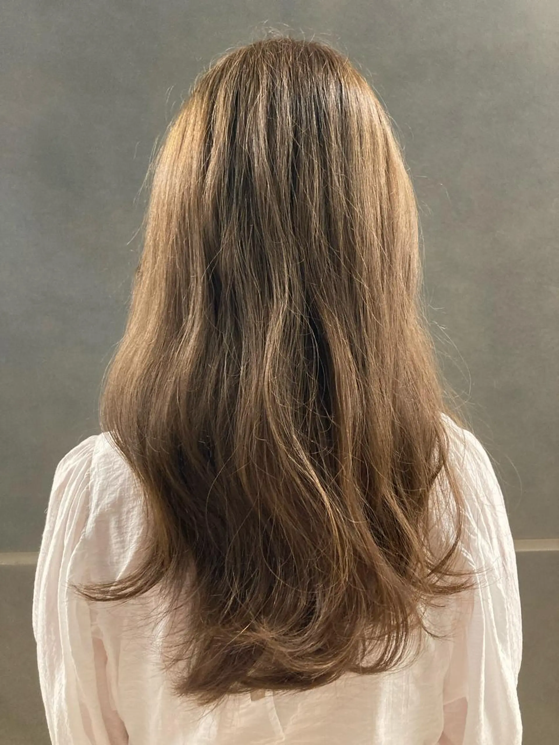 セミロング 三浦 優花のヘアスタイル