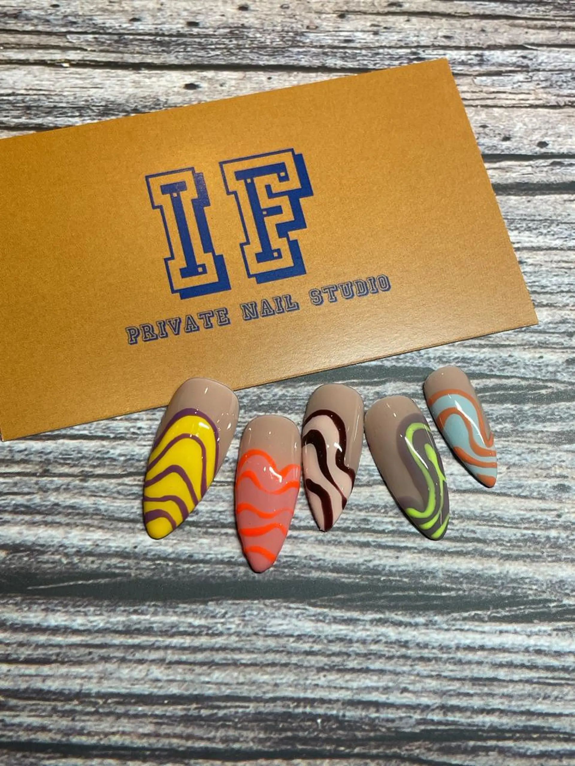 ネイル akira .のネイルデザイン