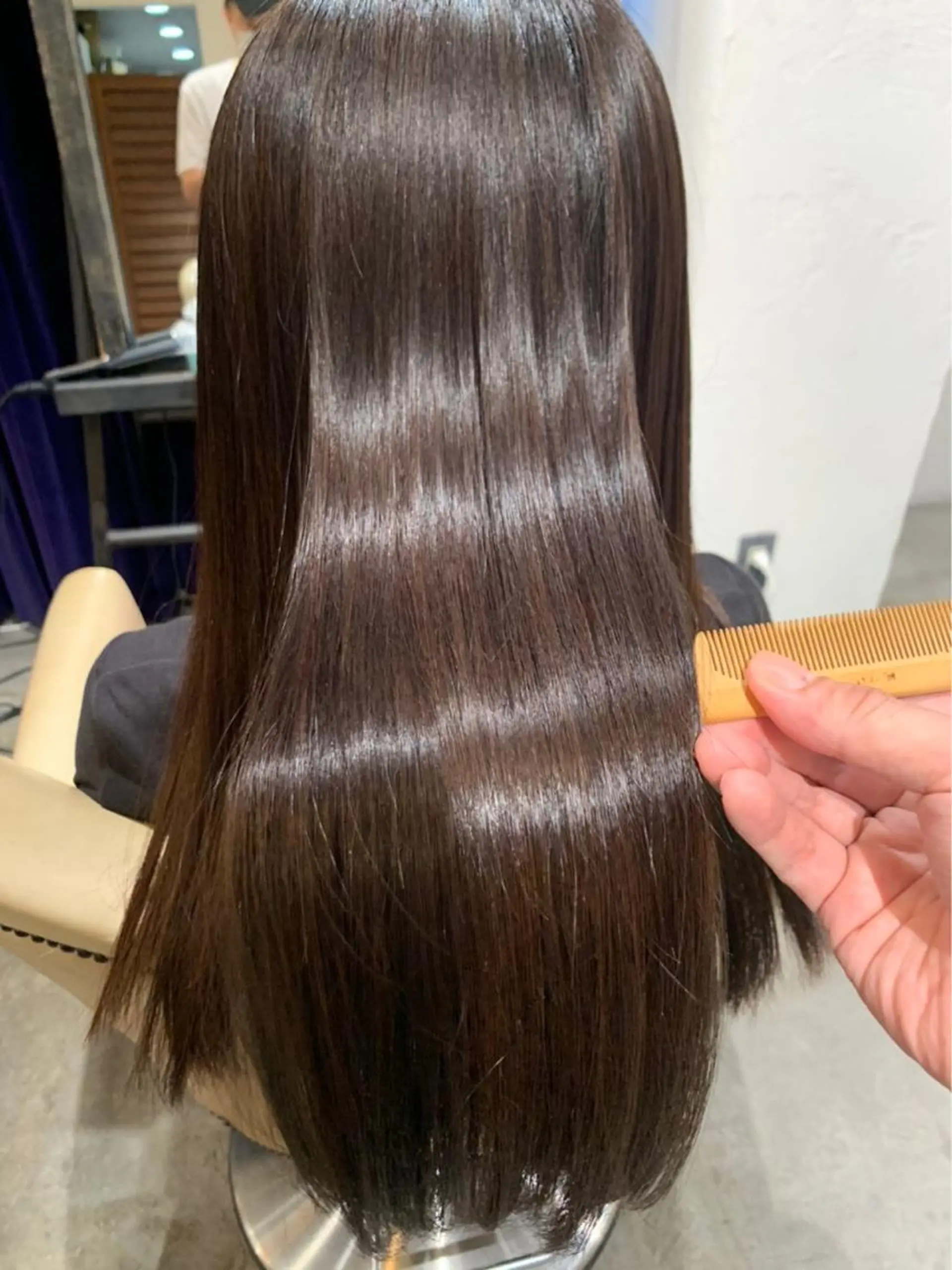 ロング 酸性ストレート 植田 彩加のヘアスタイル