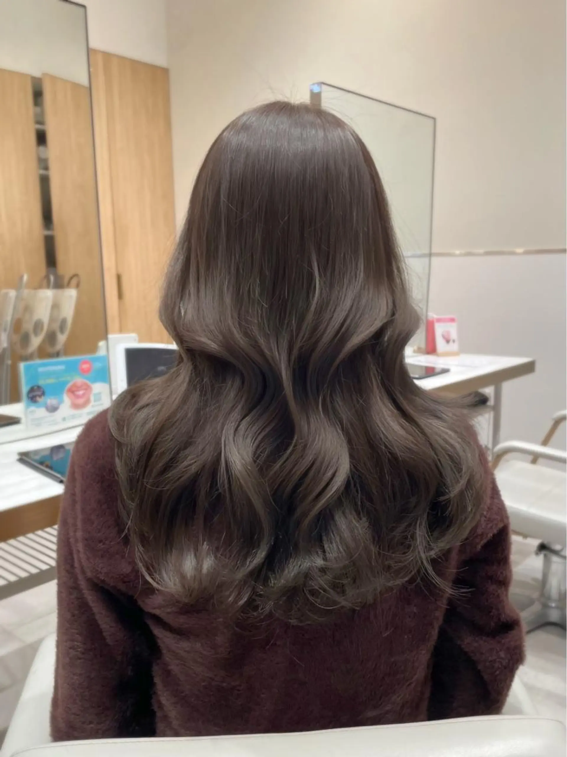 ロング カラー ヘアアレンジ 🤎小顔レイヤー /ベージュ🤎友香のヘアスタイル