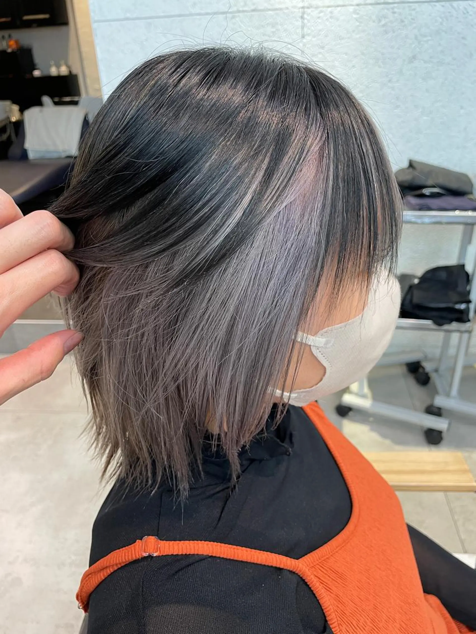 ショート カラー ヘアカラー トリートメント 切りっぱなしボブ レイヤー/縮毛矯正のヘアスタイル