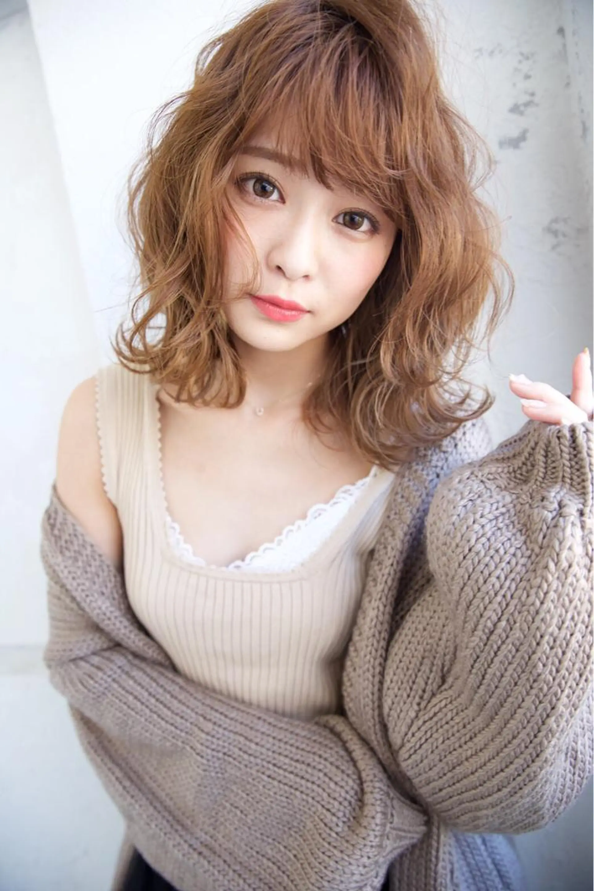 セミロング カラー パーマ ヘアアレンジ カット ヘアカラー 可愛いを作る神 ナオヒロのヘアスタイル