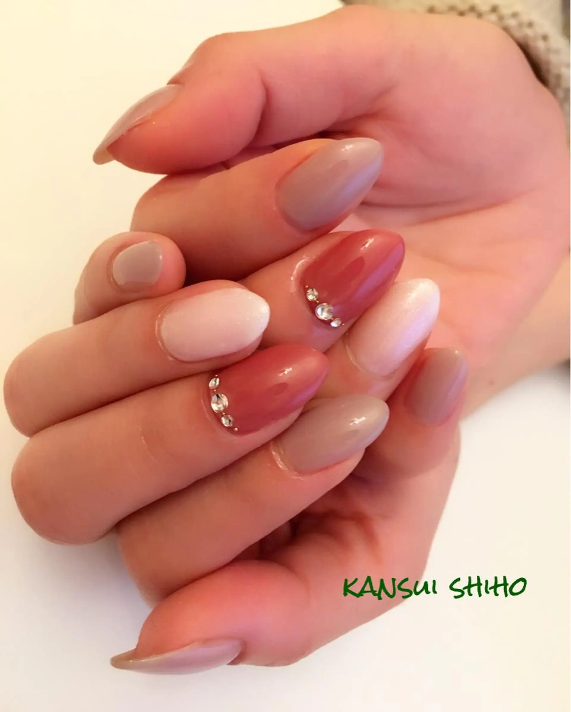 ネイル Elio 国泰寺のネイルデザイン