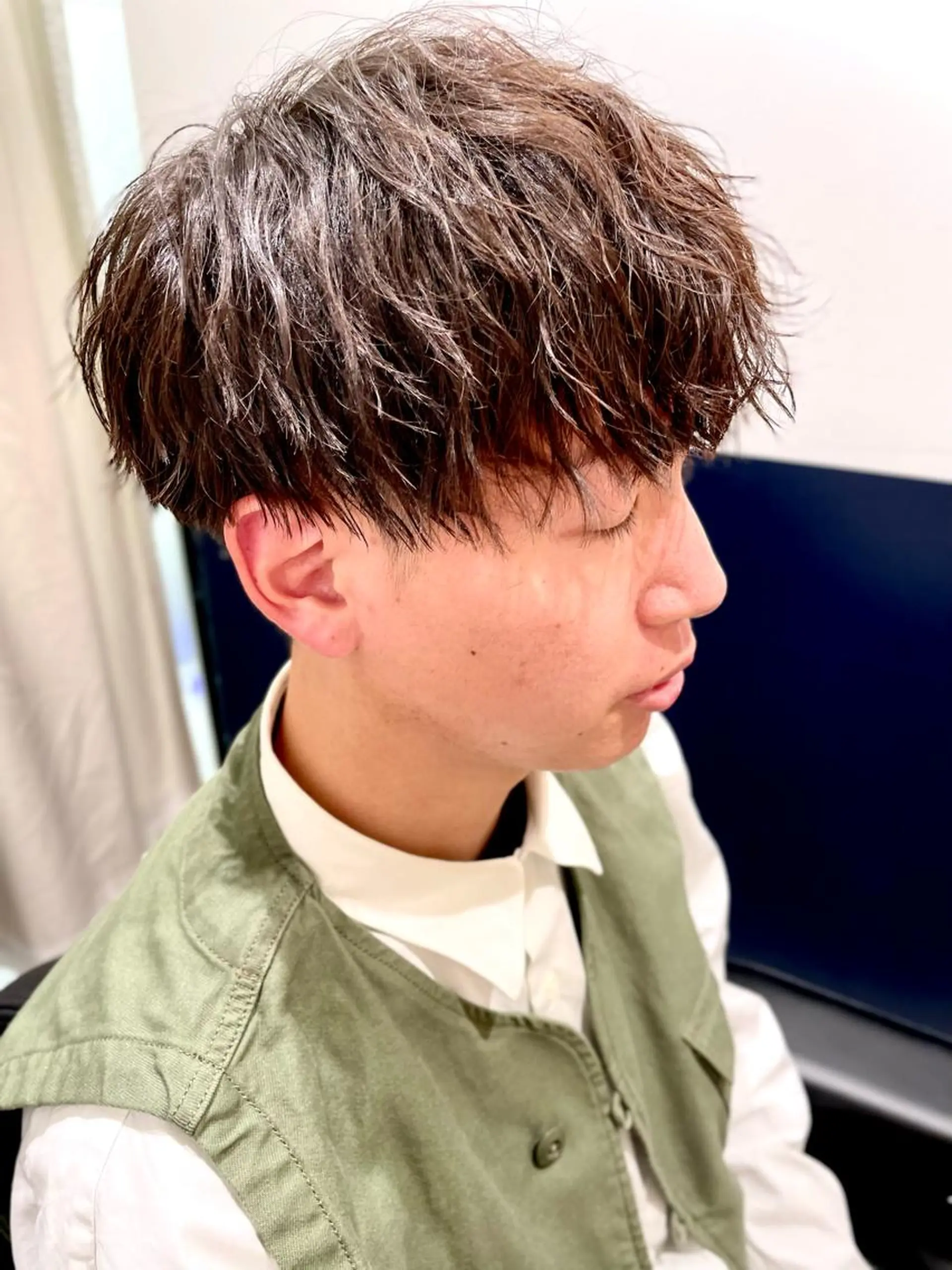 ミディアム パーマ メンズ ミディアムパーマ メンズパーマ ツイストスパイラルパーマ スパイラルパーマ カット パーマ 銀座メンズカット/ 銀座メンズパーマ/のヘアスタイル