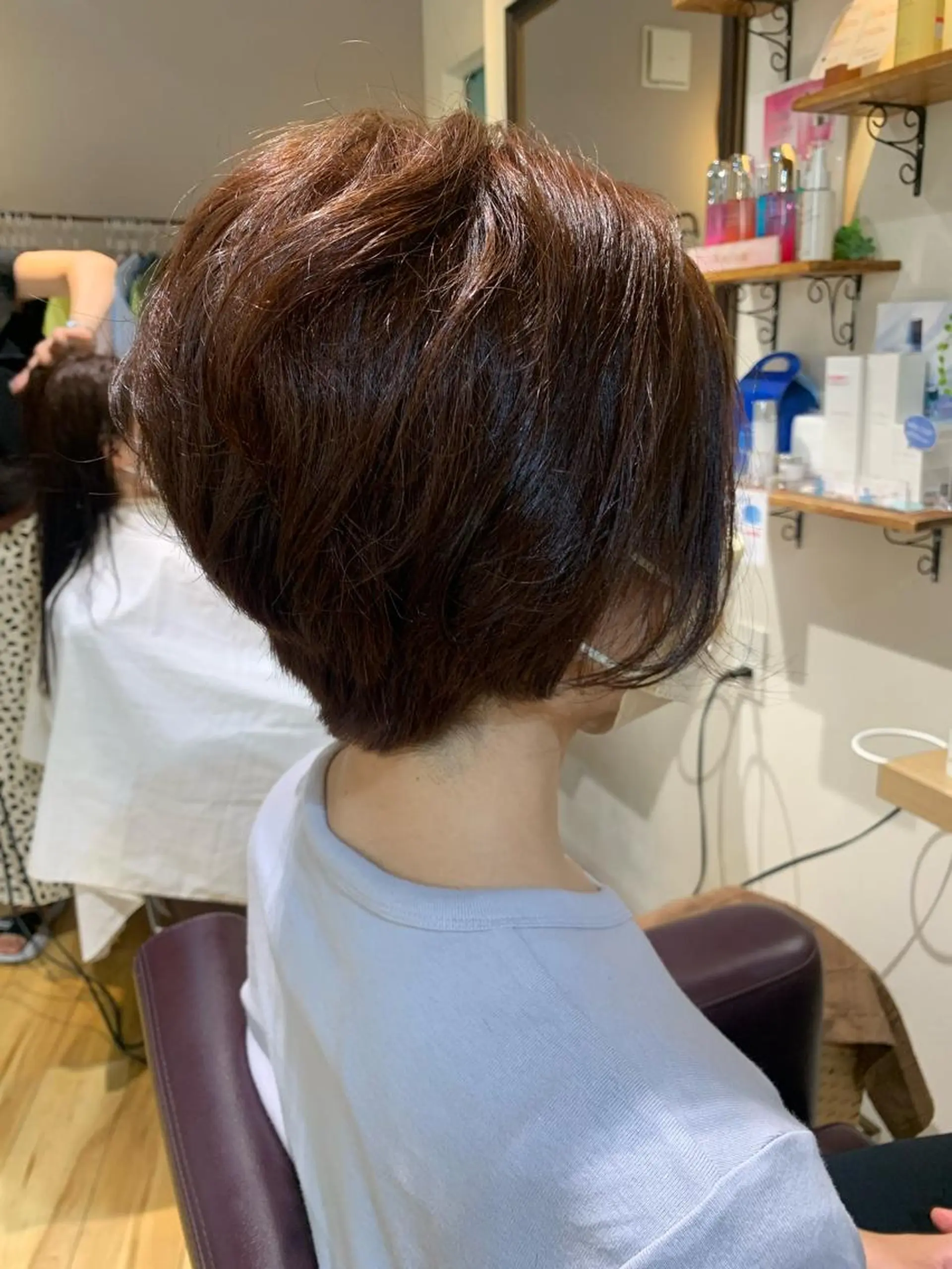 ショート カラー パーマ ヘアアレンジ メンズ キッズ テラコッタ 顔周りカット レイヤーカット ショートヘア ストレートパーマ 白髪世代特化 🌿飯塚京橋のヘアスタイル