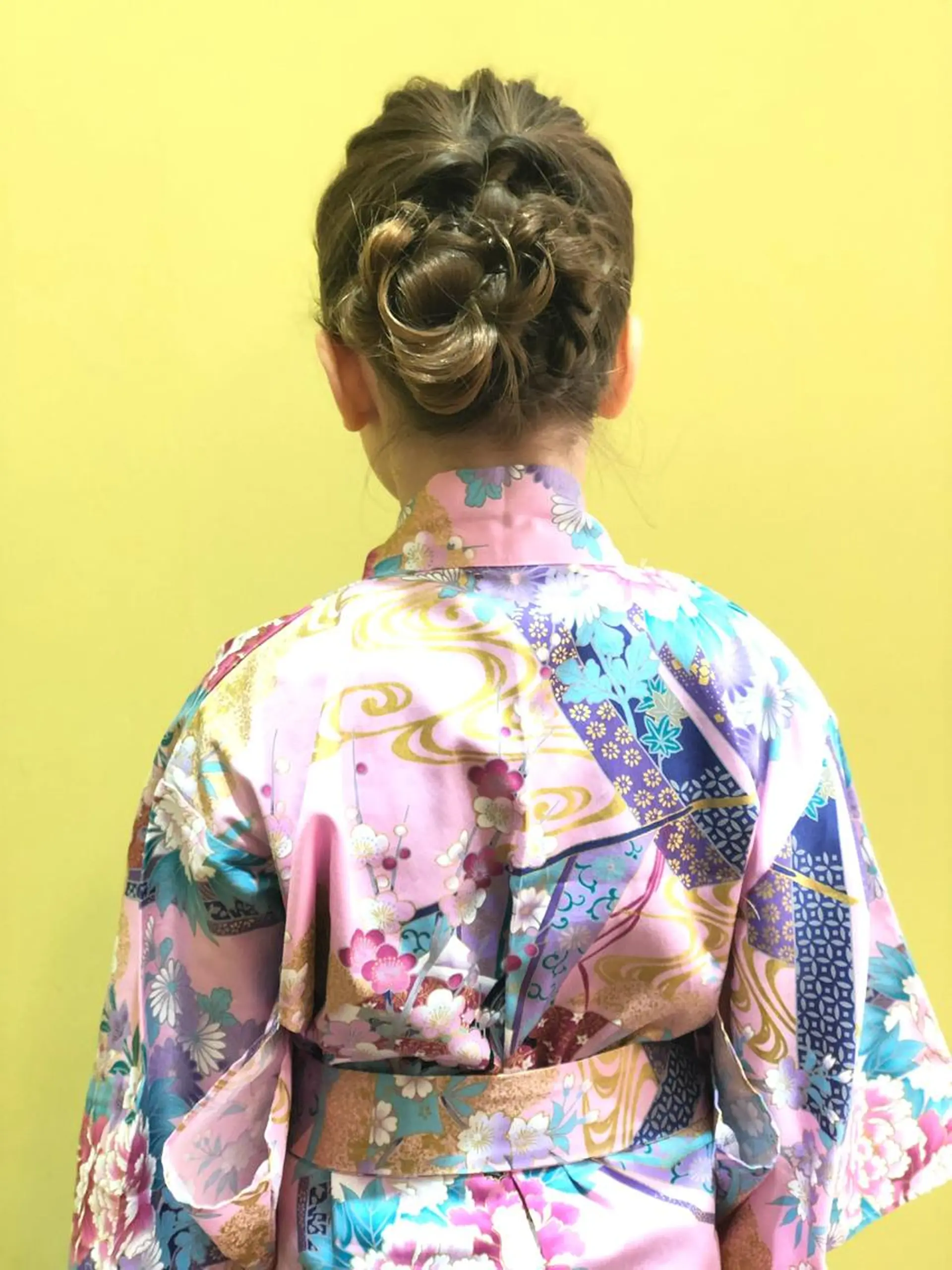 ヘアアレンジ 鬼頭 洋吏のヘアスタイル