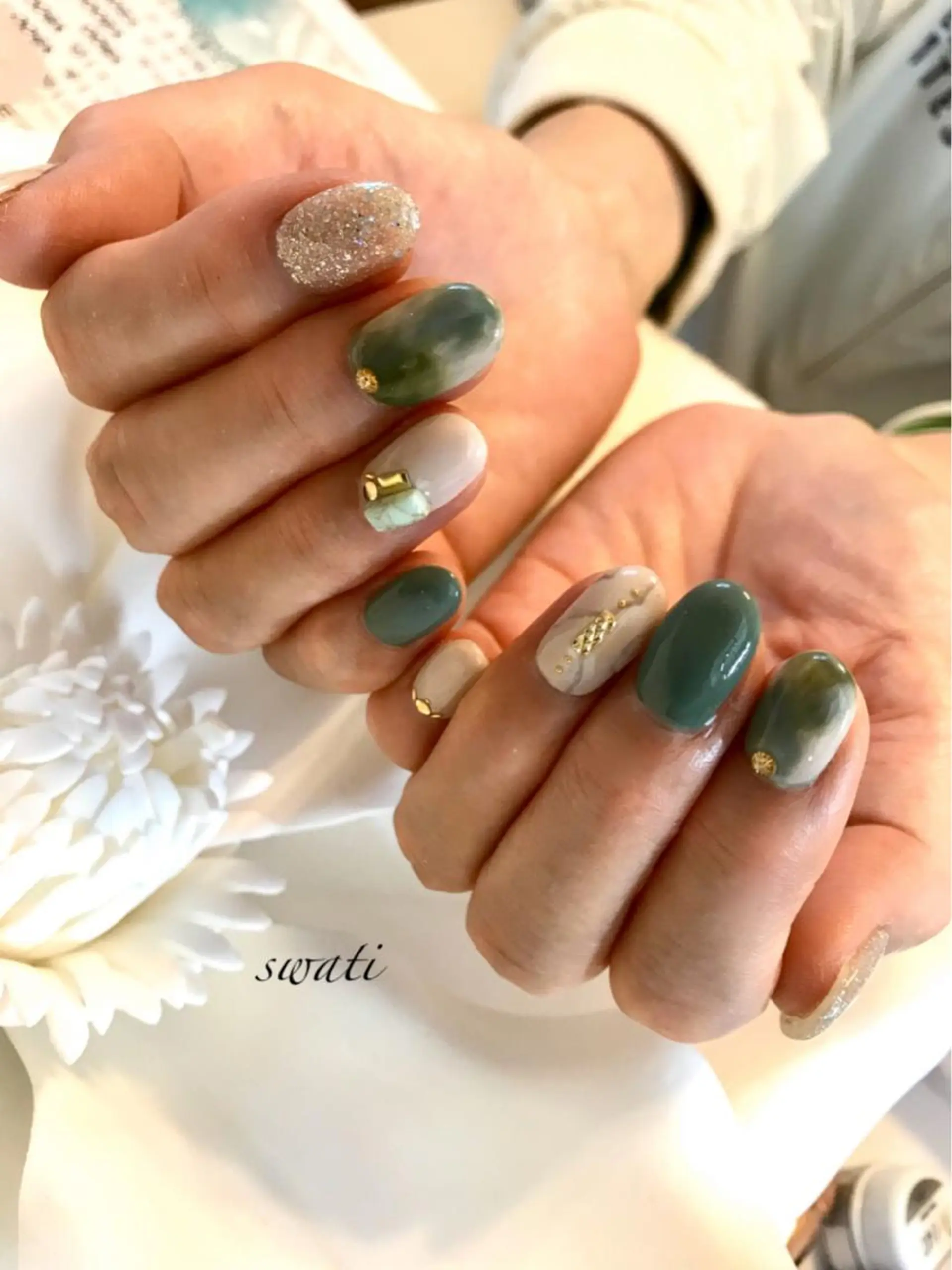 ネイル アートネイル 大理石ネイル(マーブル) オフィスネイル シンプルネイル 冬ネイル yuko （ネイリスト）のネイルデザイン