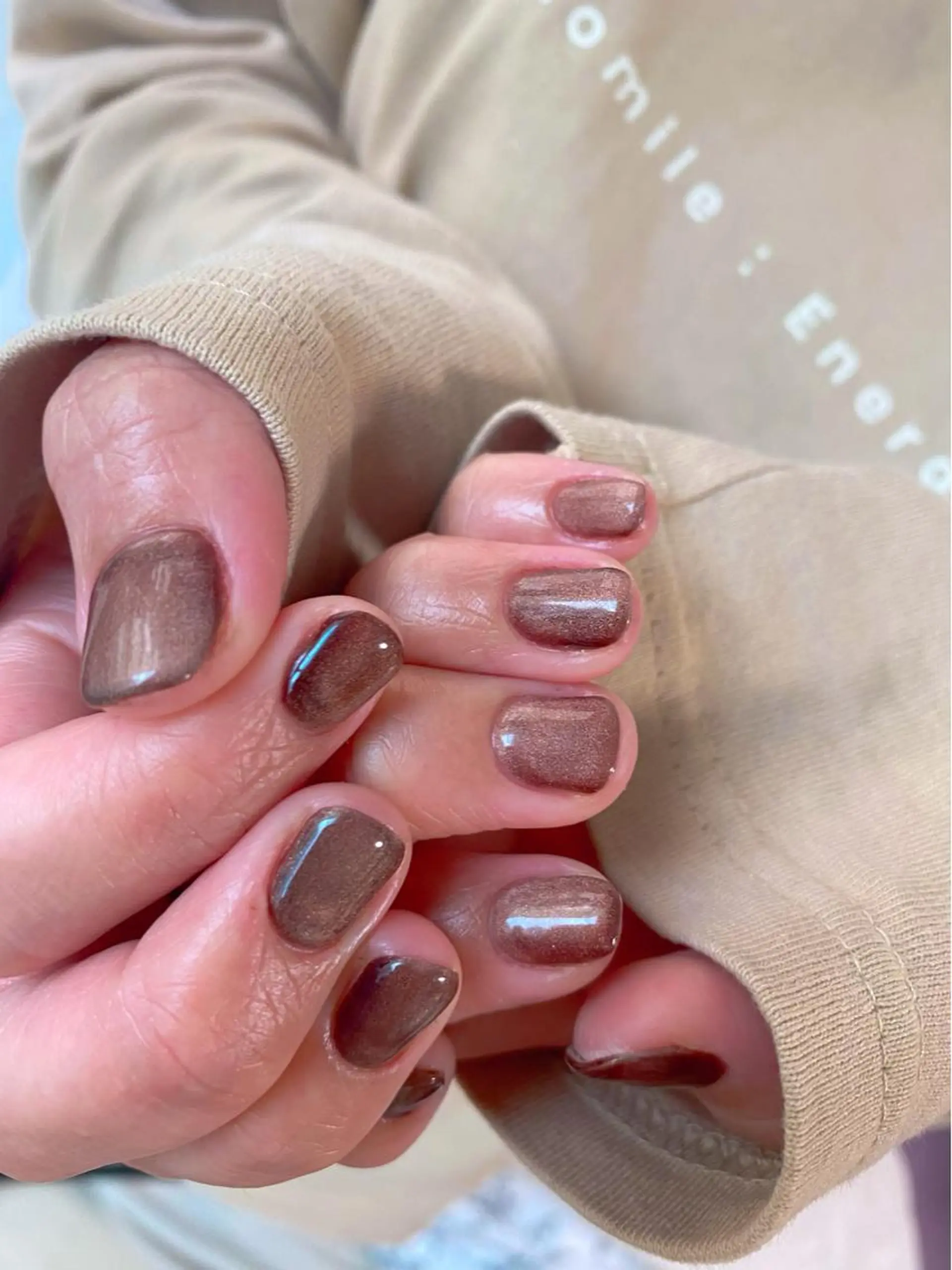 ネイル マグネットネイル ハンドネイル ハンドケア 🌿Charme🌿 MAIのネイルデザイン