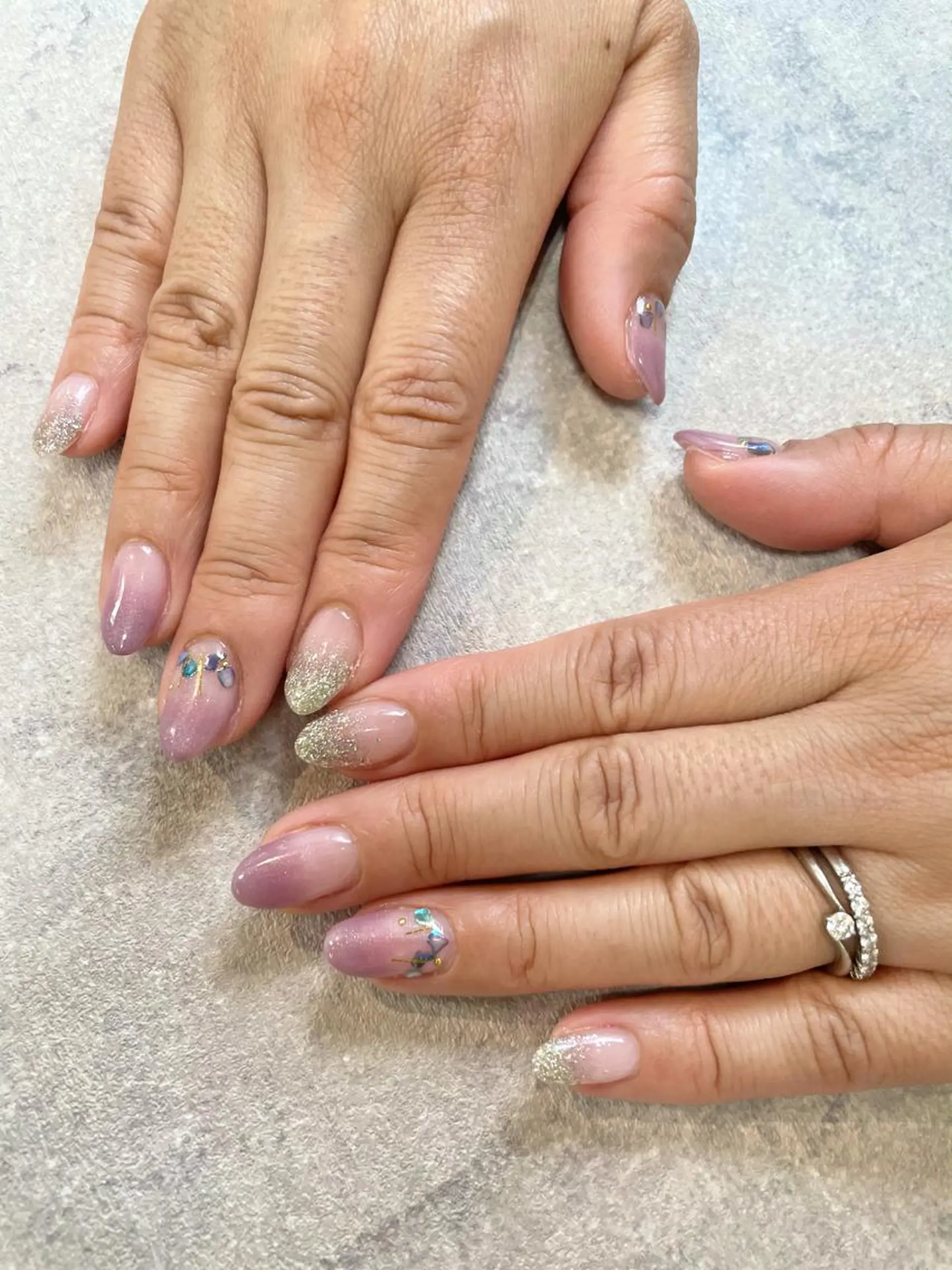 ネイル グラデーション ラメ(グリッター) ラメグラデーション パープル FASTNAIL PLUS 新宿店のネイルデザイン