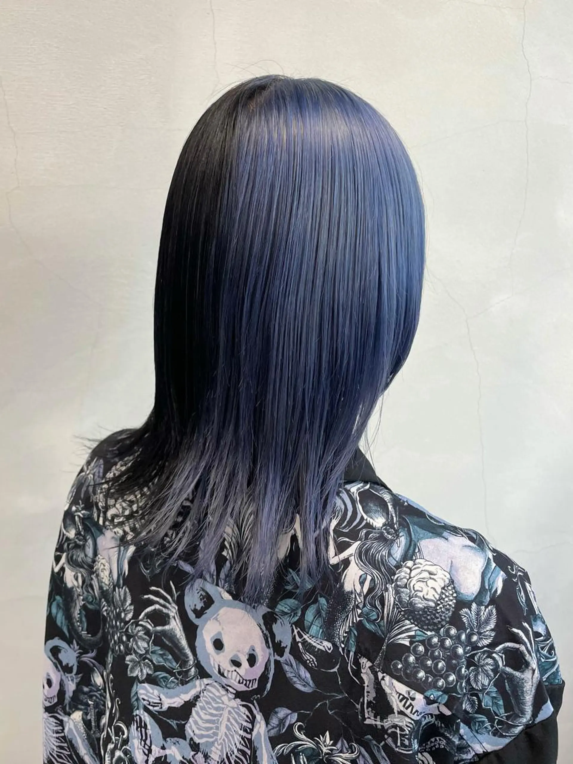 カラー miu .のヘアスタイル