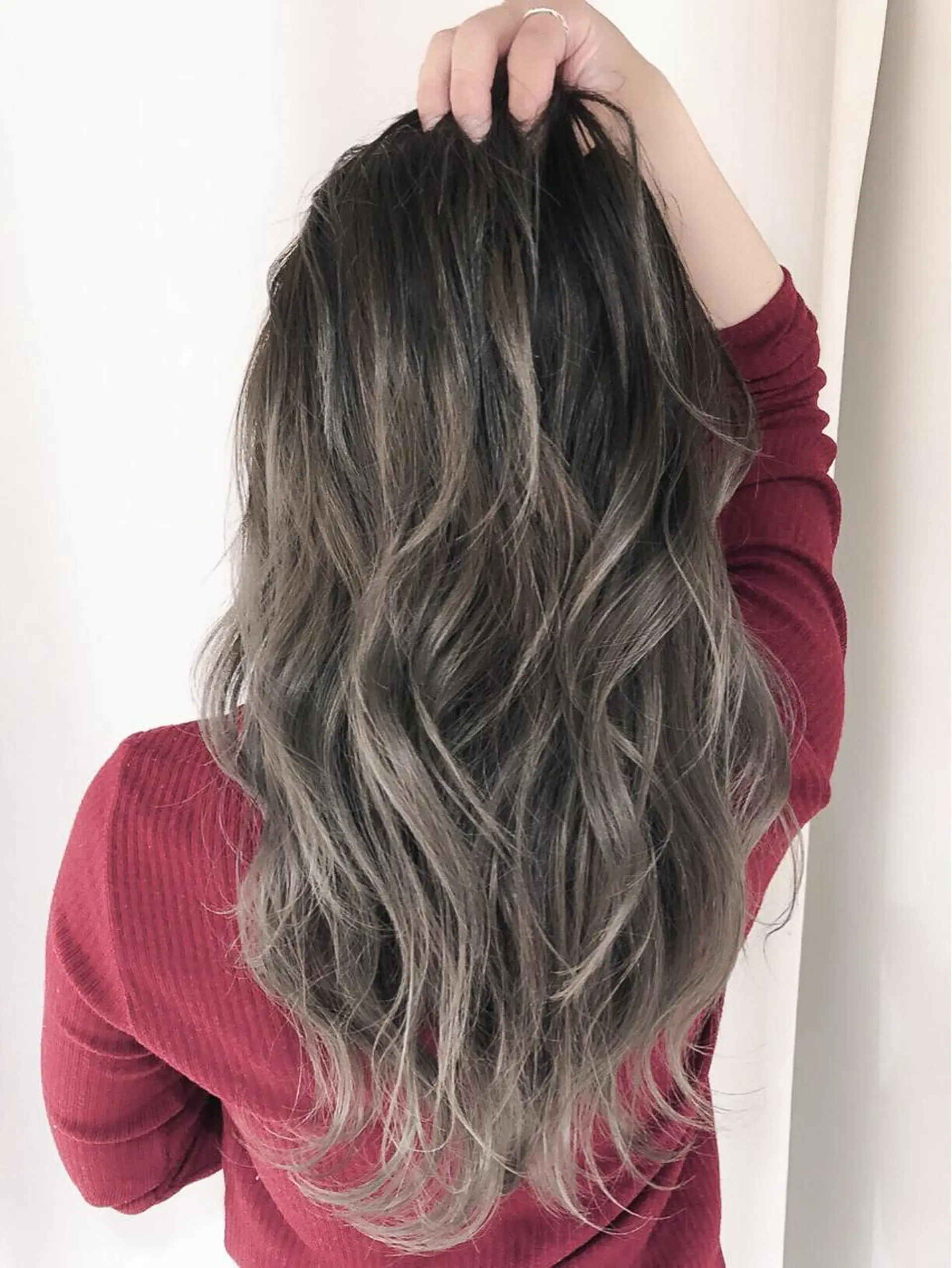 ロング カラー パーマ ヘアアレンジ アッシュ バレイヤージュ ベージュカラー ブリーチ ケアブリーチ 竹内ケンゴ🇰🇷 EIGHT藤沢のヘアスタイル